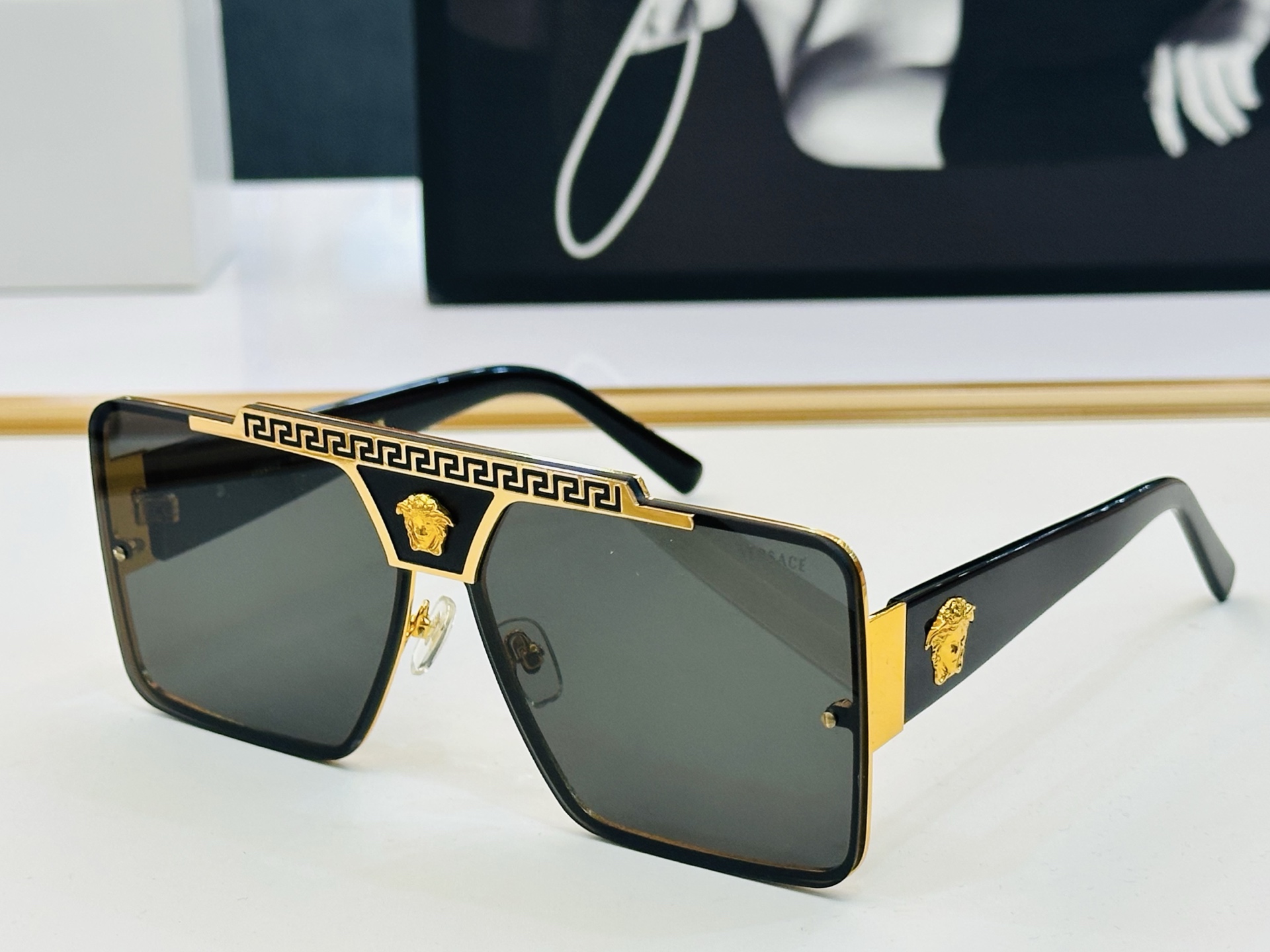 🎉🎉范思家 VERSACE✨MODEL：VE5722   Size：65口16-145 ✨K有范 