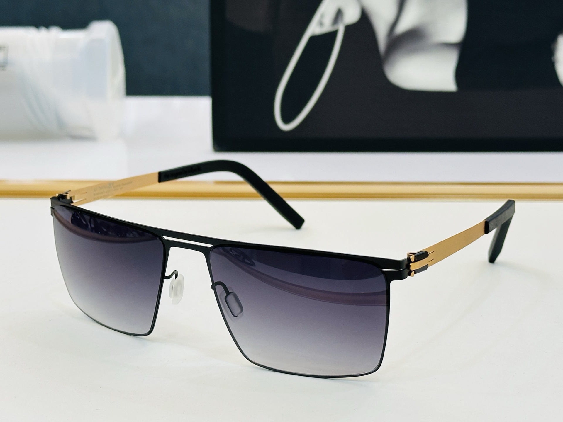 NO:367466,IC series [ic! berli*] superhero Germany Berlin ultra-light glasses without screws size: 58-door 17-150 Haqi logo glasses sunglasses sunglasses, glasses19860909IC系列【ic! berli*】superhero 德国柏林超轻眼镜 无螺丝 size: 58口17-150 哈气显logo 眼镜墨镜太阳镜,眼镜,glasses