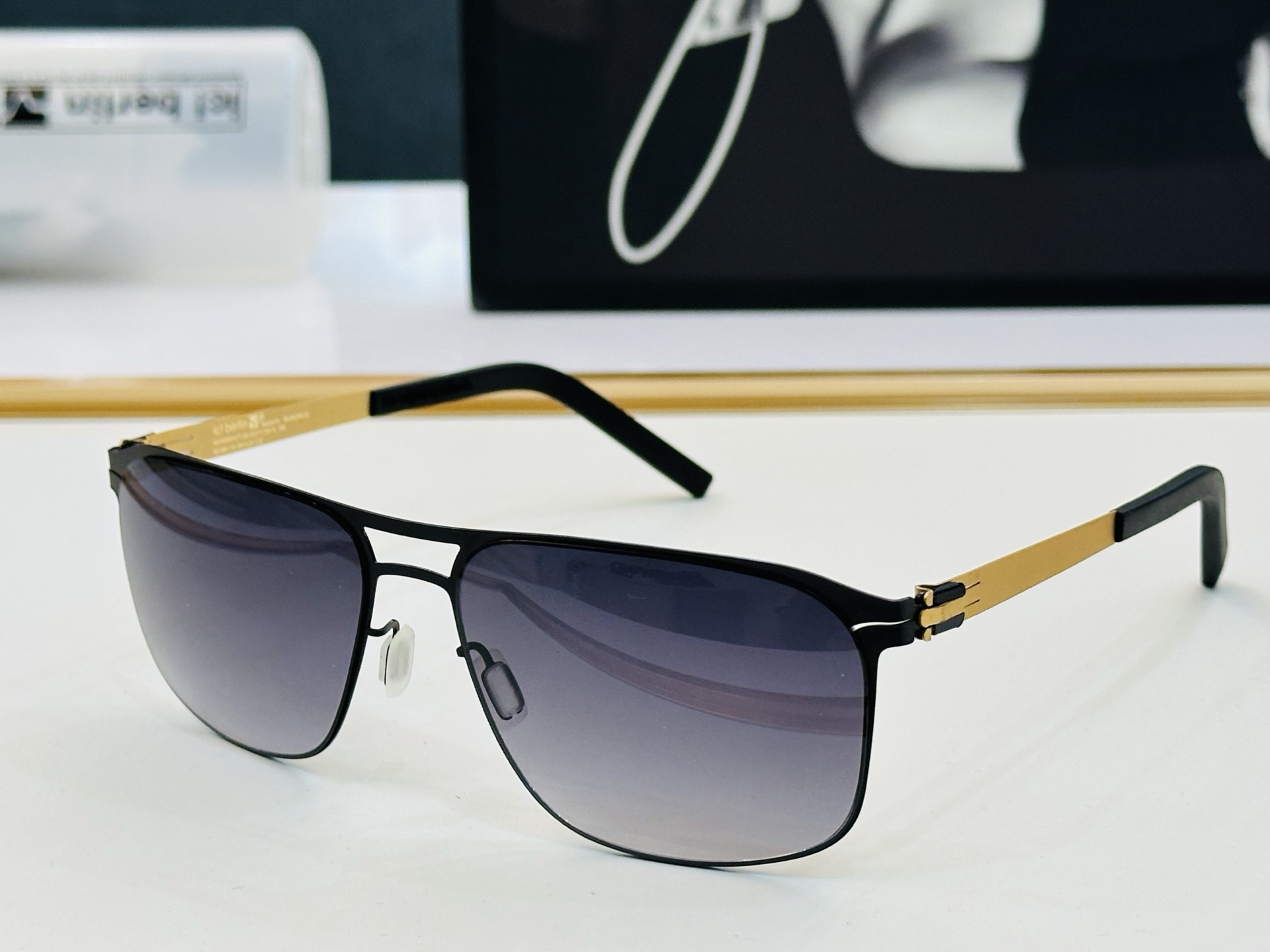 NO:367487,IC series [ic! berli*] mike German Berlin ultra-light glasses without screws size: 58-door 16-150 Haqi logo glasses sunglasses sunglasses, glasses19860909IC系列【ic! berli*】mike德国柏林超轻眼镜 无螺丝 size: 58口16-150 哈气显logo 眼镜墨镜太阳镜,眼镜,glasses