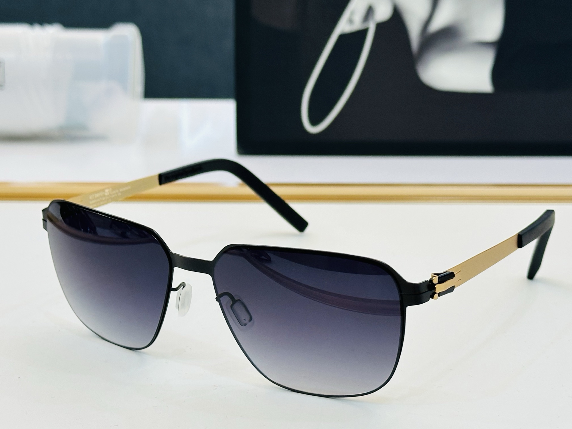 NO:367514,IC series [ic! berli*] Homer Berlin, Germany ultra-light glasses, no screws size: 58-door 16-150 Haqi logo, glasses, sunglasses, glasses19860909IC系列【ic! berli*】Homer 德国柏林超轻眼镜 无螺丝 size: 58口16-150 哈气显logo 眼镜墨镜太阳镜,眼镜,glasses