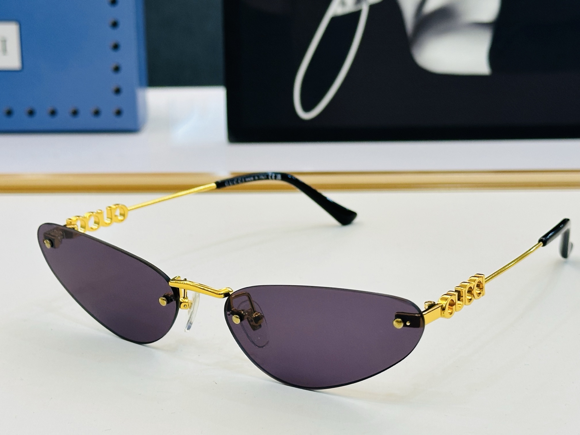 GUCC* 古家 GG1812S 🐝🐝系列 Size：63口18-145 🍁🍁 F超绝品质太阳镜 。