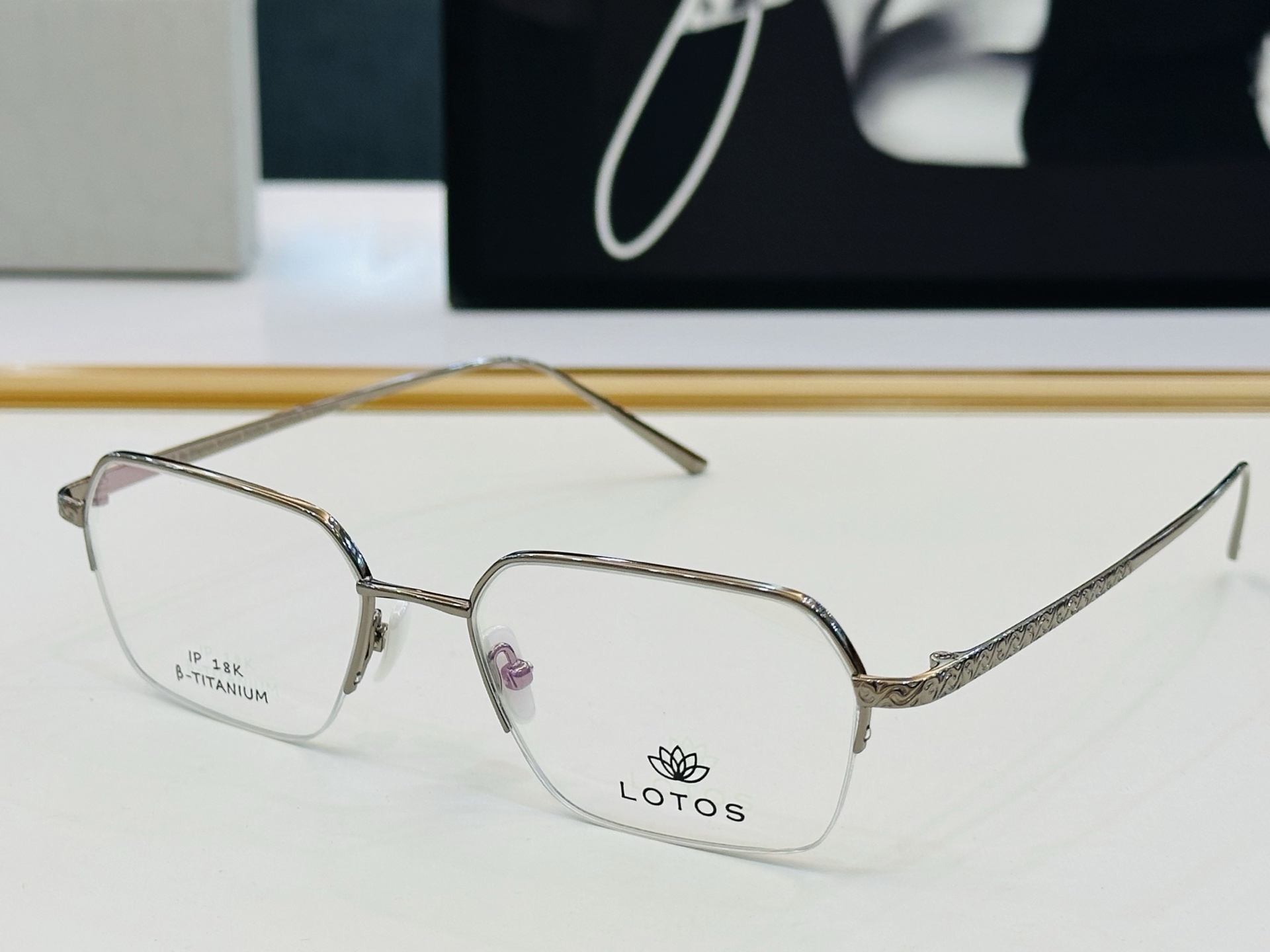 。罗特斯。LOTOS
MODELL16G668
SIZE54口19-145💥b高版本 钛 