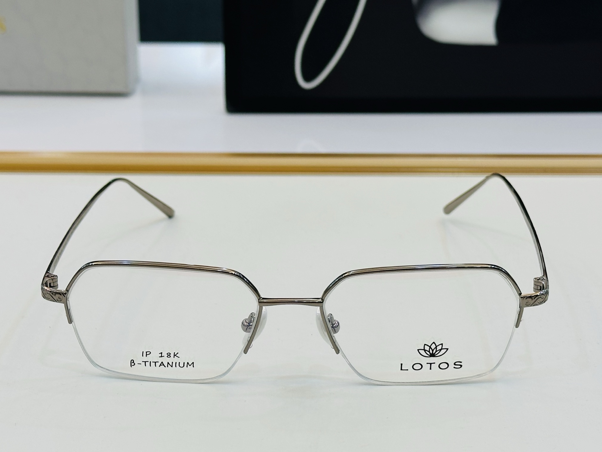 。罗特斯。LOTOS
MODELL16G668
SIZE54口19-145💥b高版本 钛 