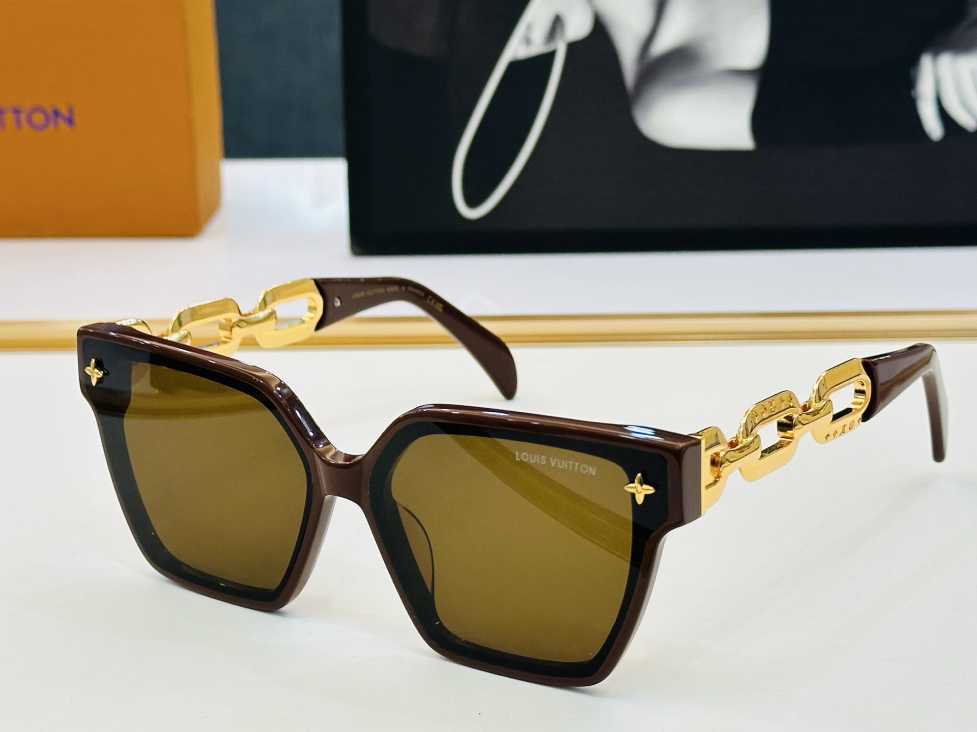 路易家 🎩Z2039U Size：54口19-148   充满活力的 展现独特个性🌟展现大气的你 J高品