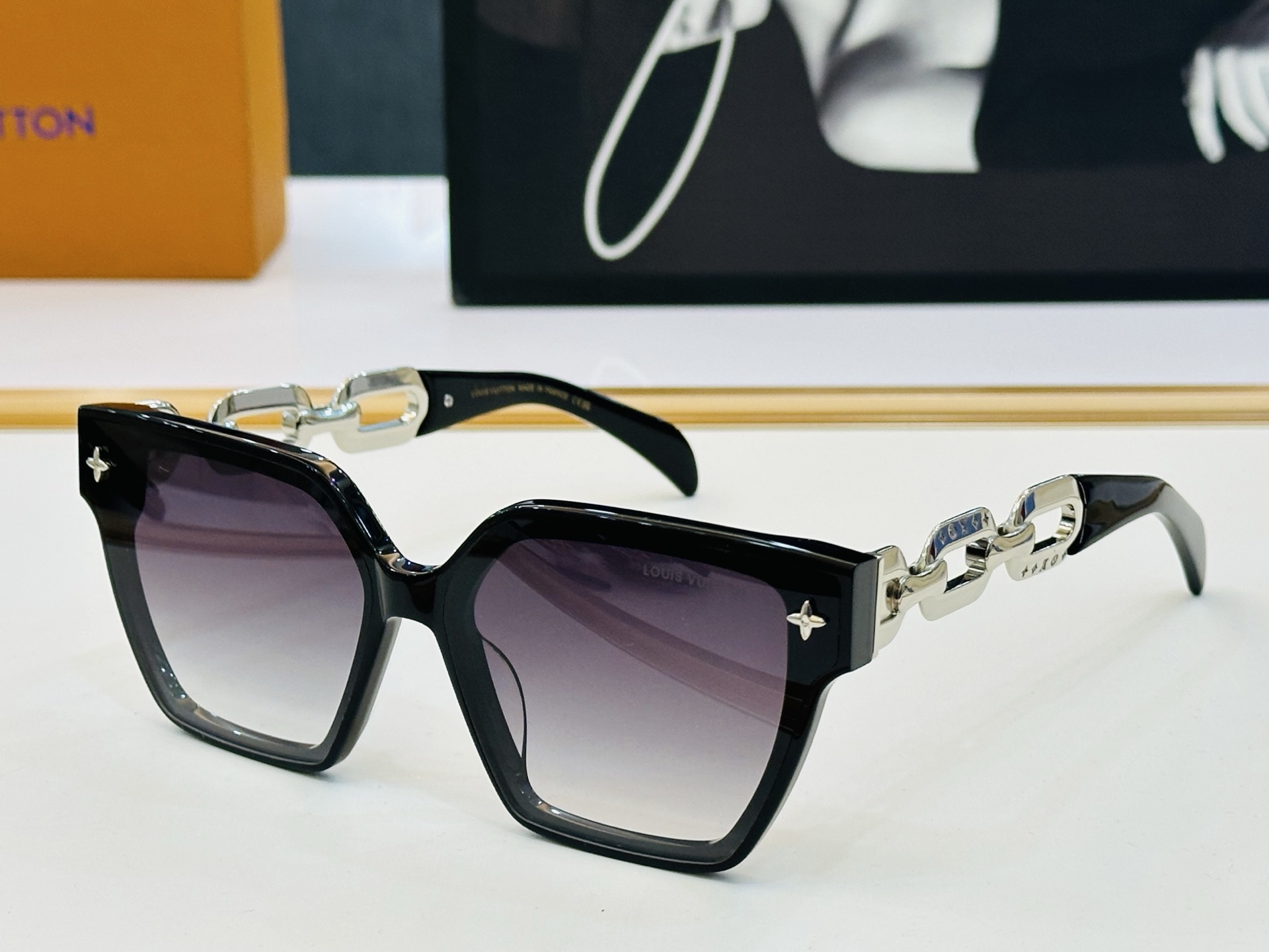 路易家 🎩Z2039U Size：54口19-148   充满活力的 展现独特个性🌟展现大气的你 J高品