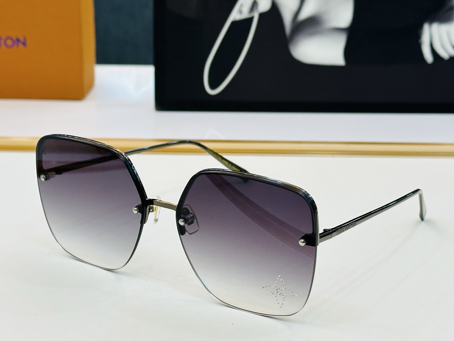 路易家 🎩Z2014U Size：63口17-142  充满活力的 展现独特个性🌟展现大气的你 b高品质