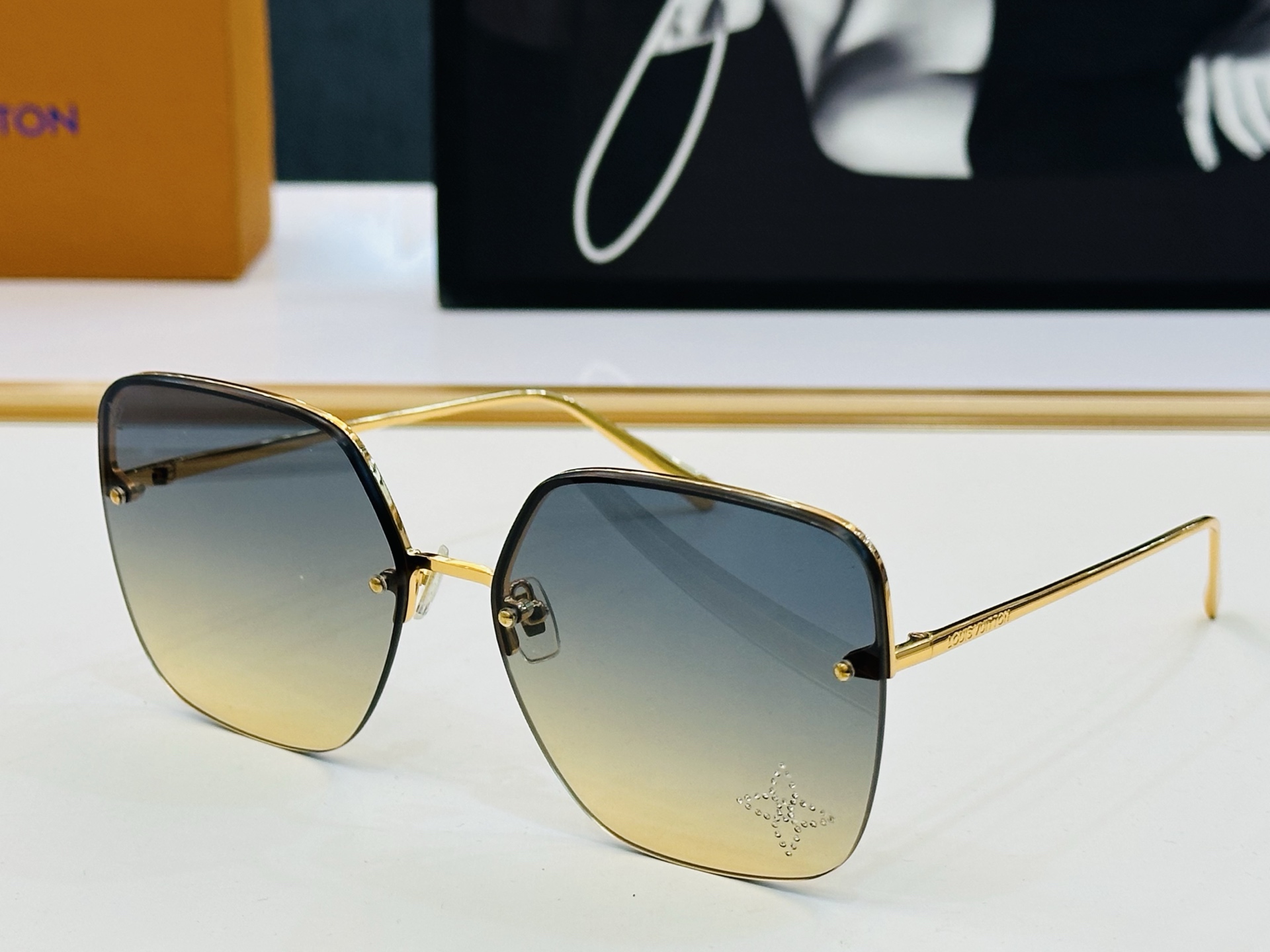 路易家 🎩Z2014U Size：63口17-142  充满活力的 展现独特个性🌟展现大气的你 b高品质