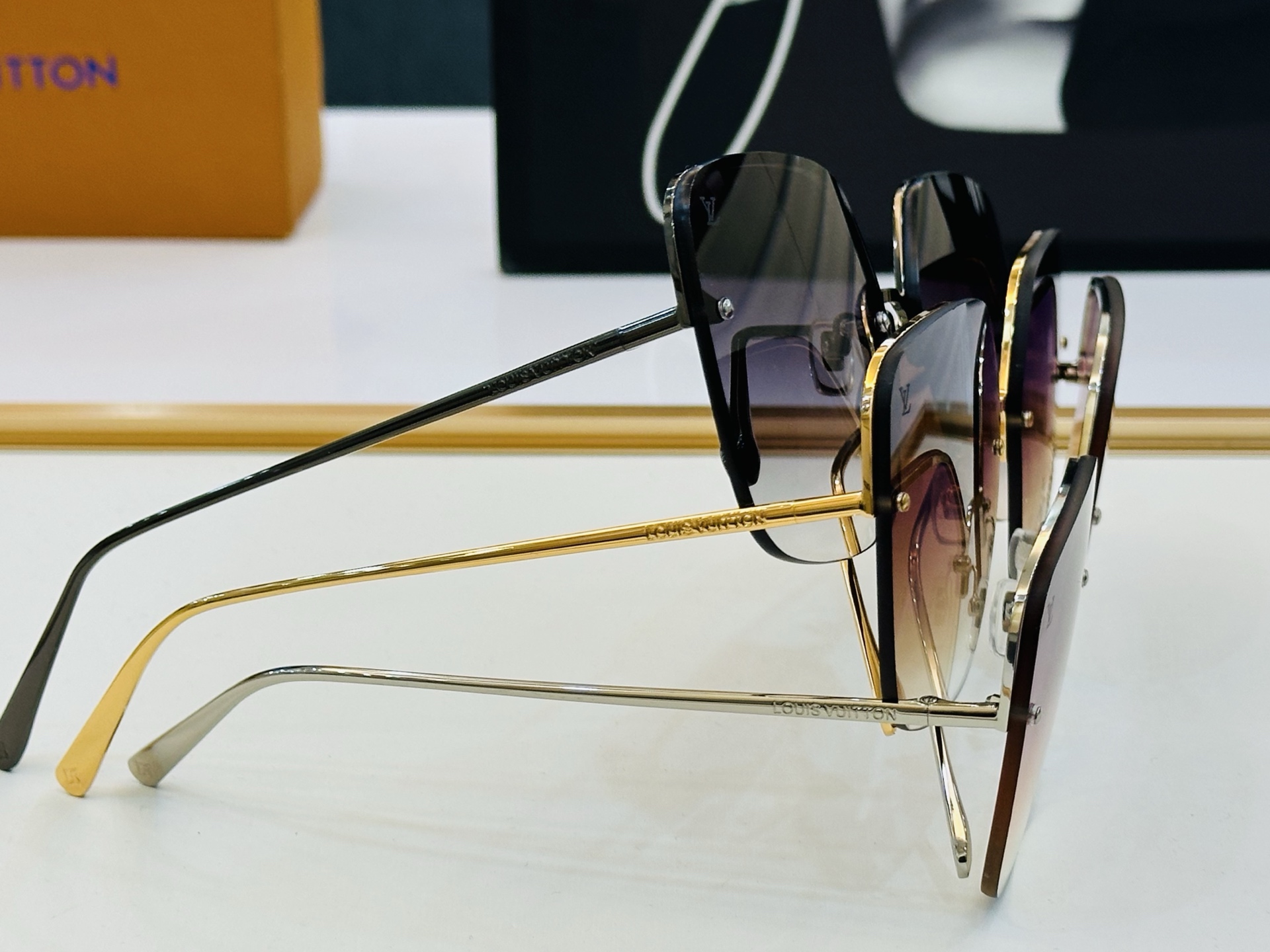 路易家 🎩Z2014U Size：63口17-142  充满活力的 展现独特个性🌟展现大气的你 b高品质