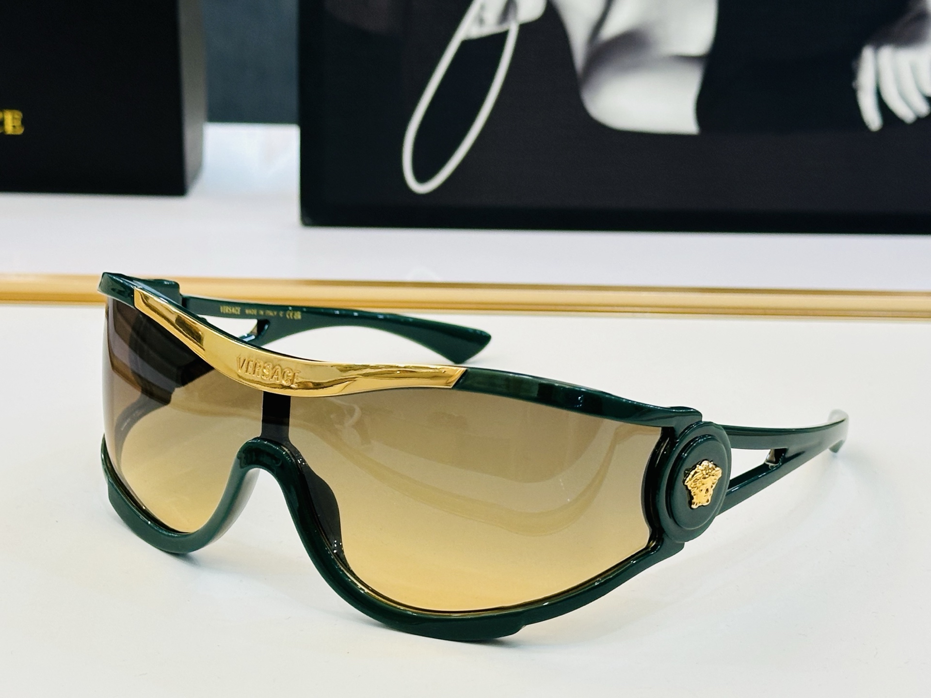 范思家 VE4475 👍 Size ：142口0-105    😎真心美的让人非常非常心动  b上脸效果