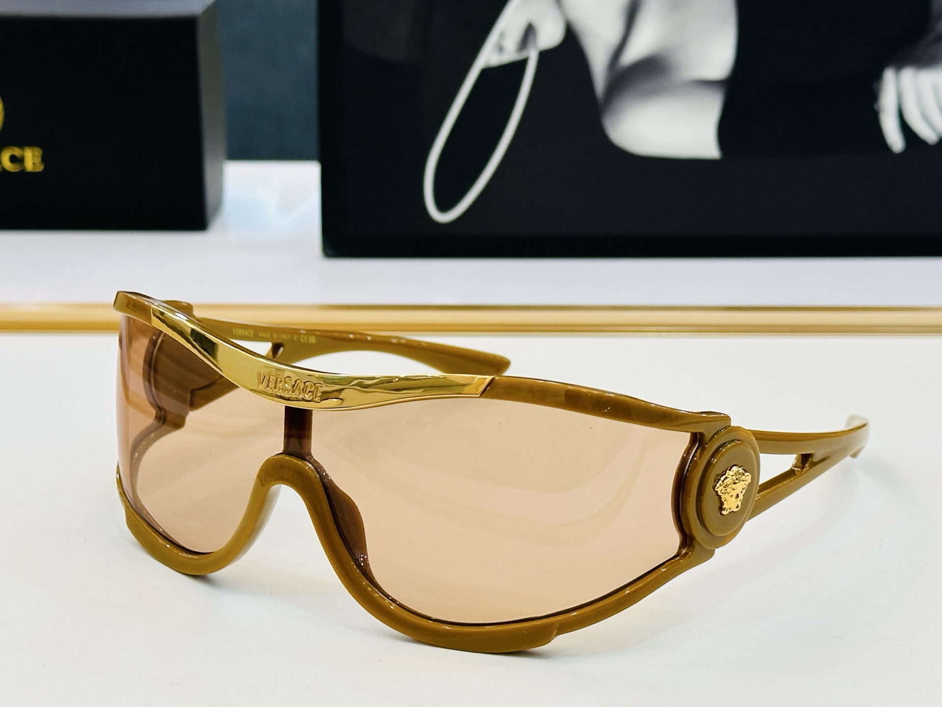 范思家 VE4475 👍 Size ：142口0-105    😎真心美的让人非常非常心动  b上脸效果