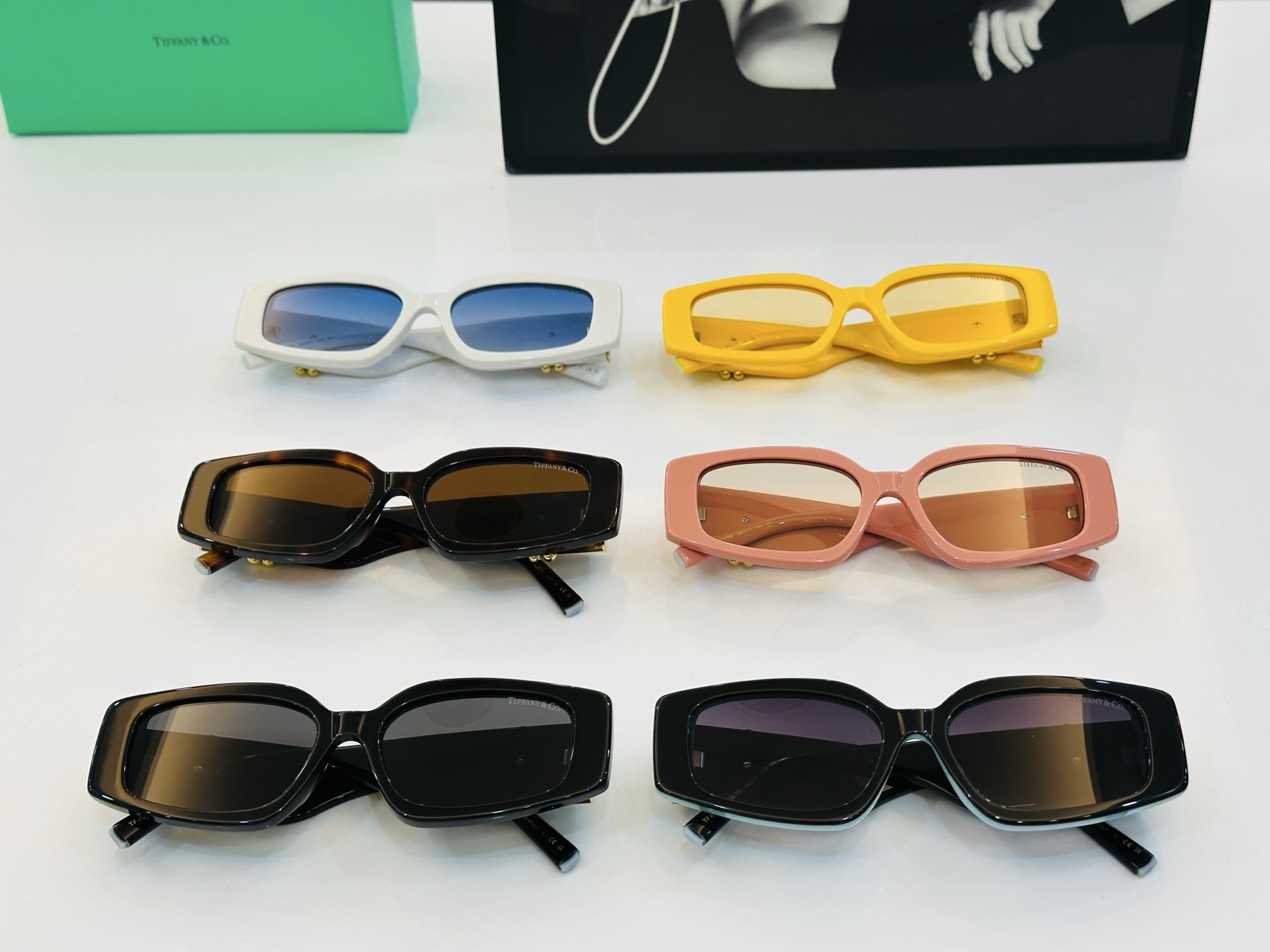 蒂芙家 Tiffany & CO. TF4208 Size：54口17-140 时尚太阳镜架 👍b多色可