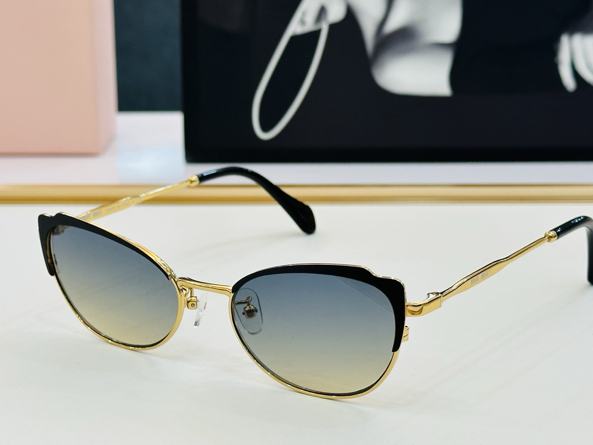 谬家 MU54AV Size：54口18-145 女士太阳眼镜 玫瑰玫瑰 高档 L时尚墨镜潮人强强太阳镜