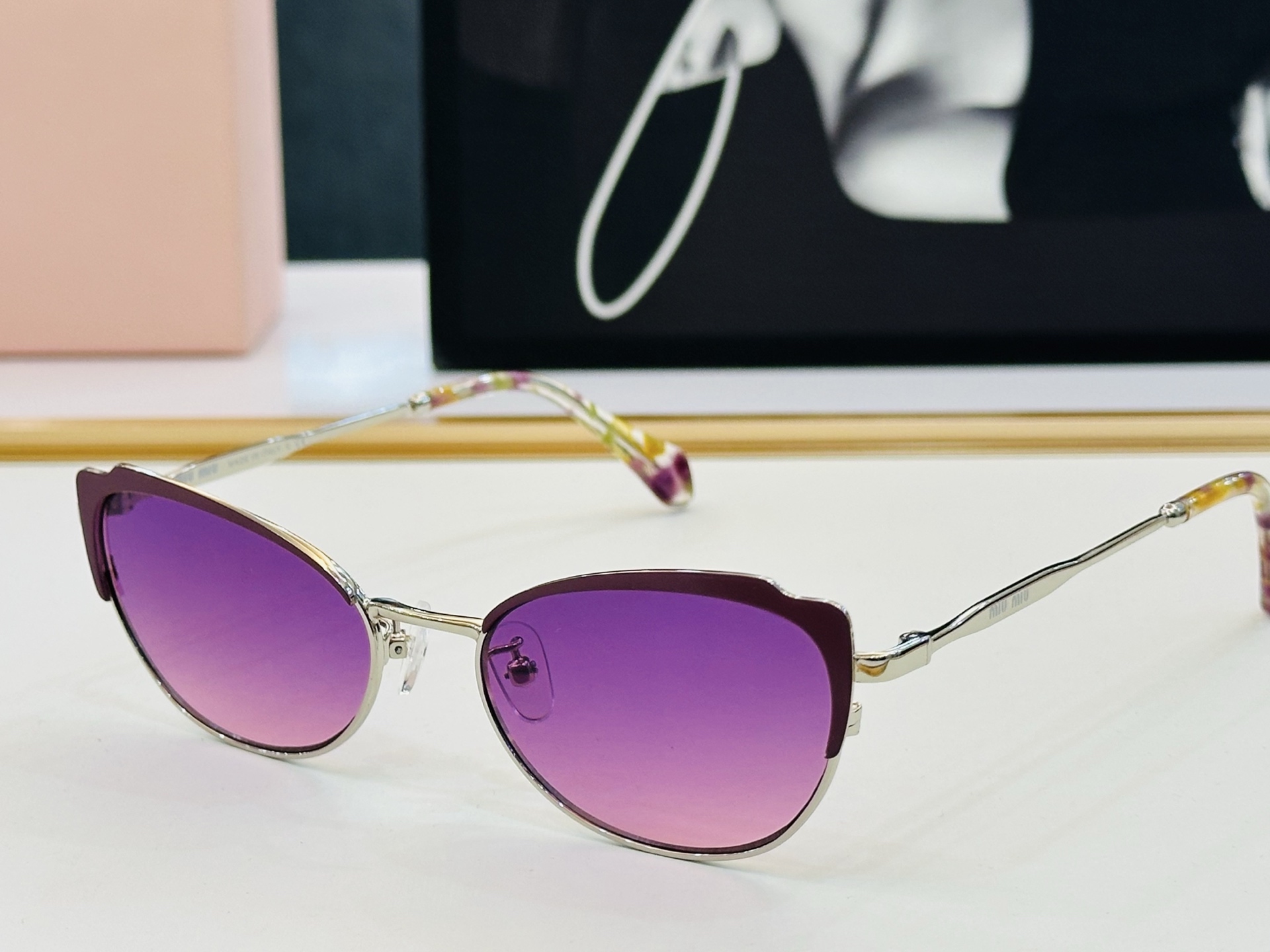 谬家 MU54AV Size：54口18-145 女士太阳眼镜 玫瑰玫瑰 高档 L时尚墨镜潮人强强太阳镜