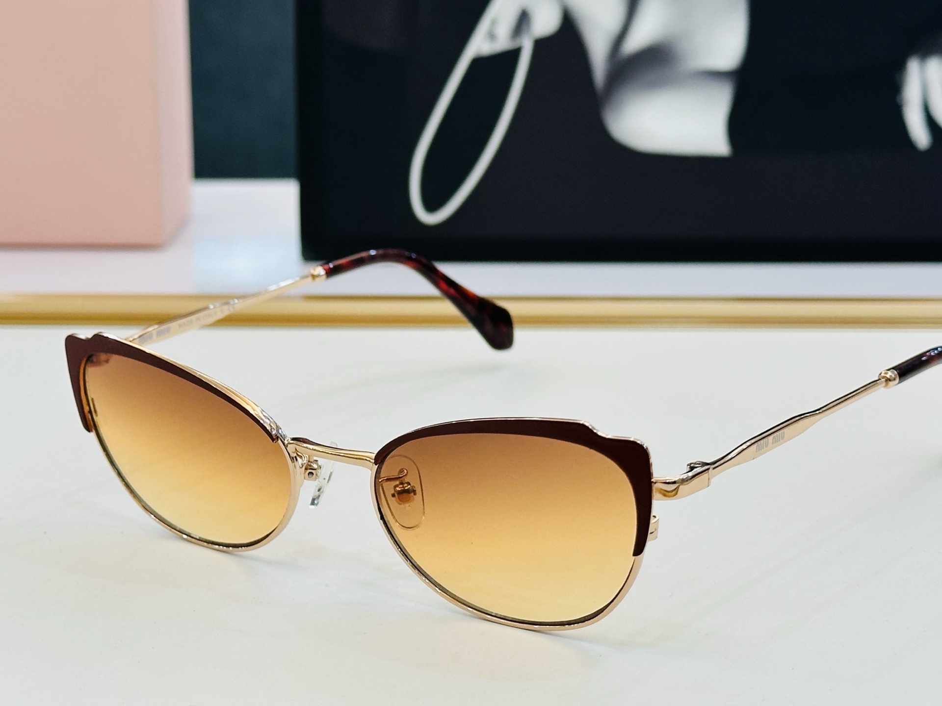 谬家 MU54AV Size：54口18-145 女士太阳眼镜 玫瑰玫瑰 高档 L时尚墨镜潮人强强太阳镜