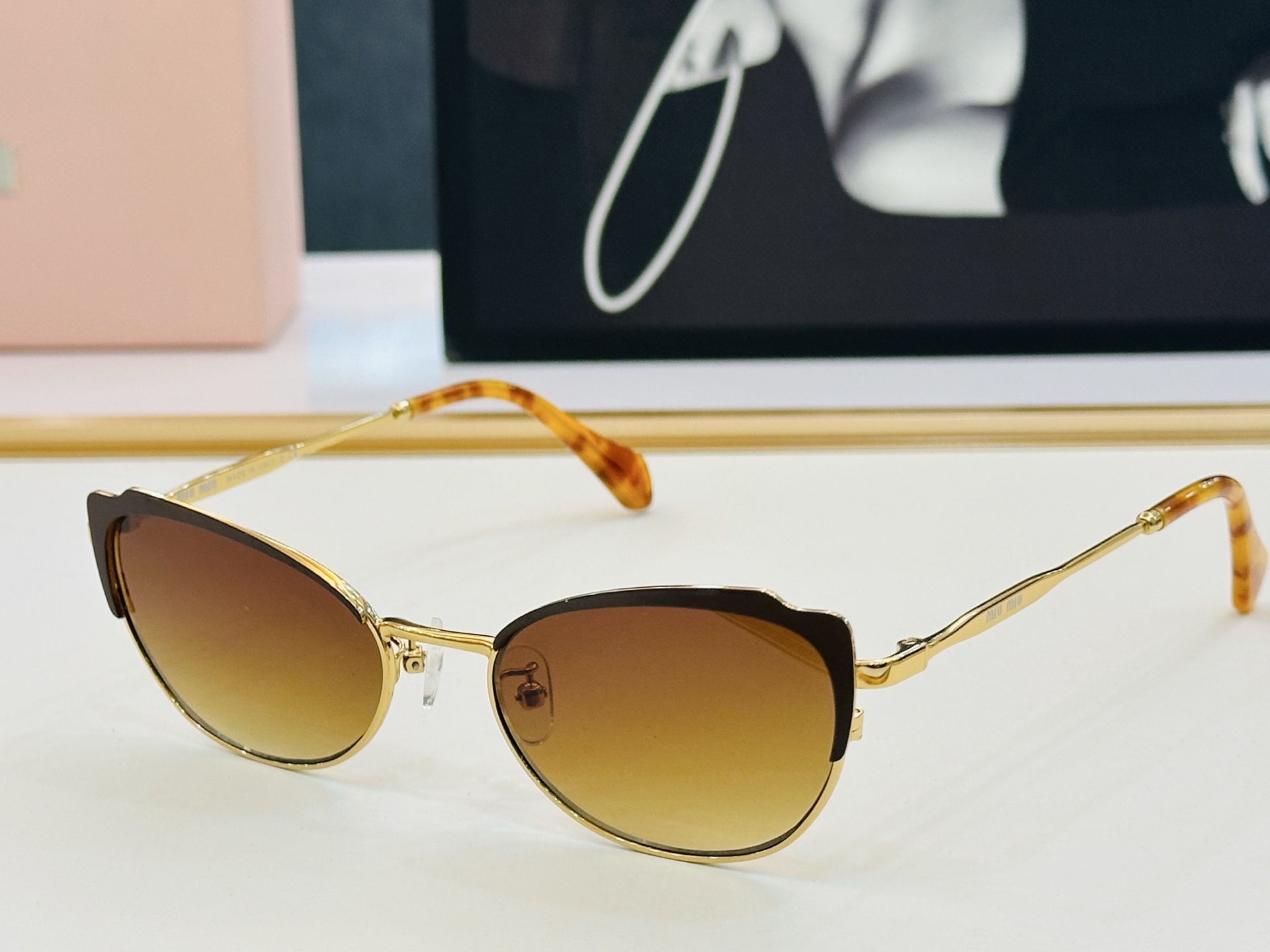 谬家 MU54AV Size：54口18-145 女士太阳眼镜 玫瑰玫瑰 高档 L时尚墨镜潮人强强太阳镜