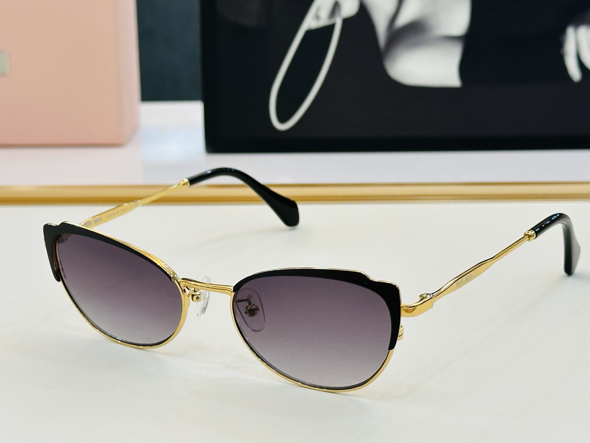 谬家 MU54AV Size：54口18-145 女士太阳眼镜 玫瑰玫瑰 高档 L时尚墨镜潮人强强太阳镜