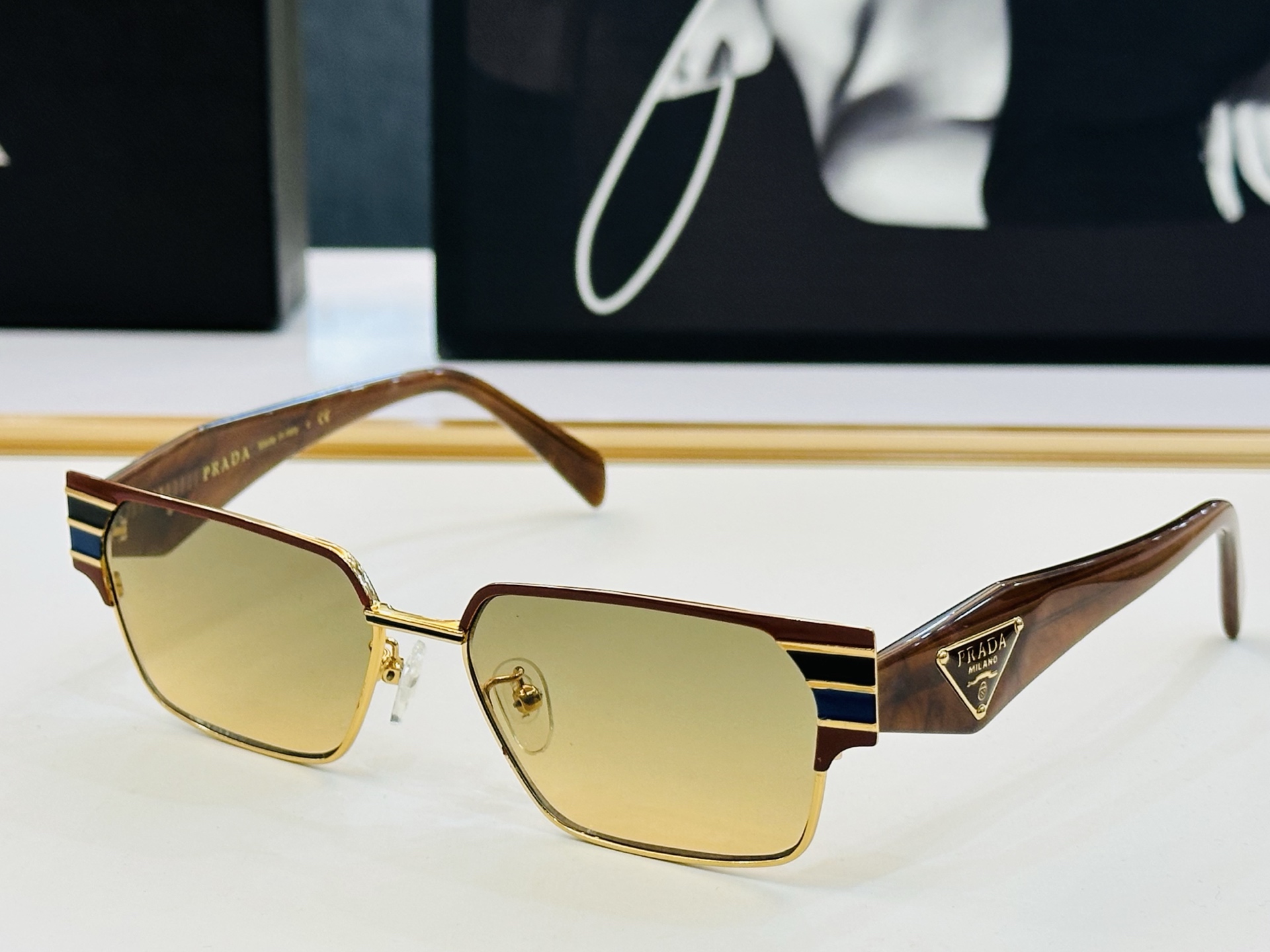 🔺PRAD*🔻普家 PR113 Size：56口16-145 眼镜系列堪称精湛制作 彰显独特个 最新推出