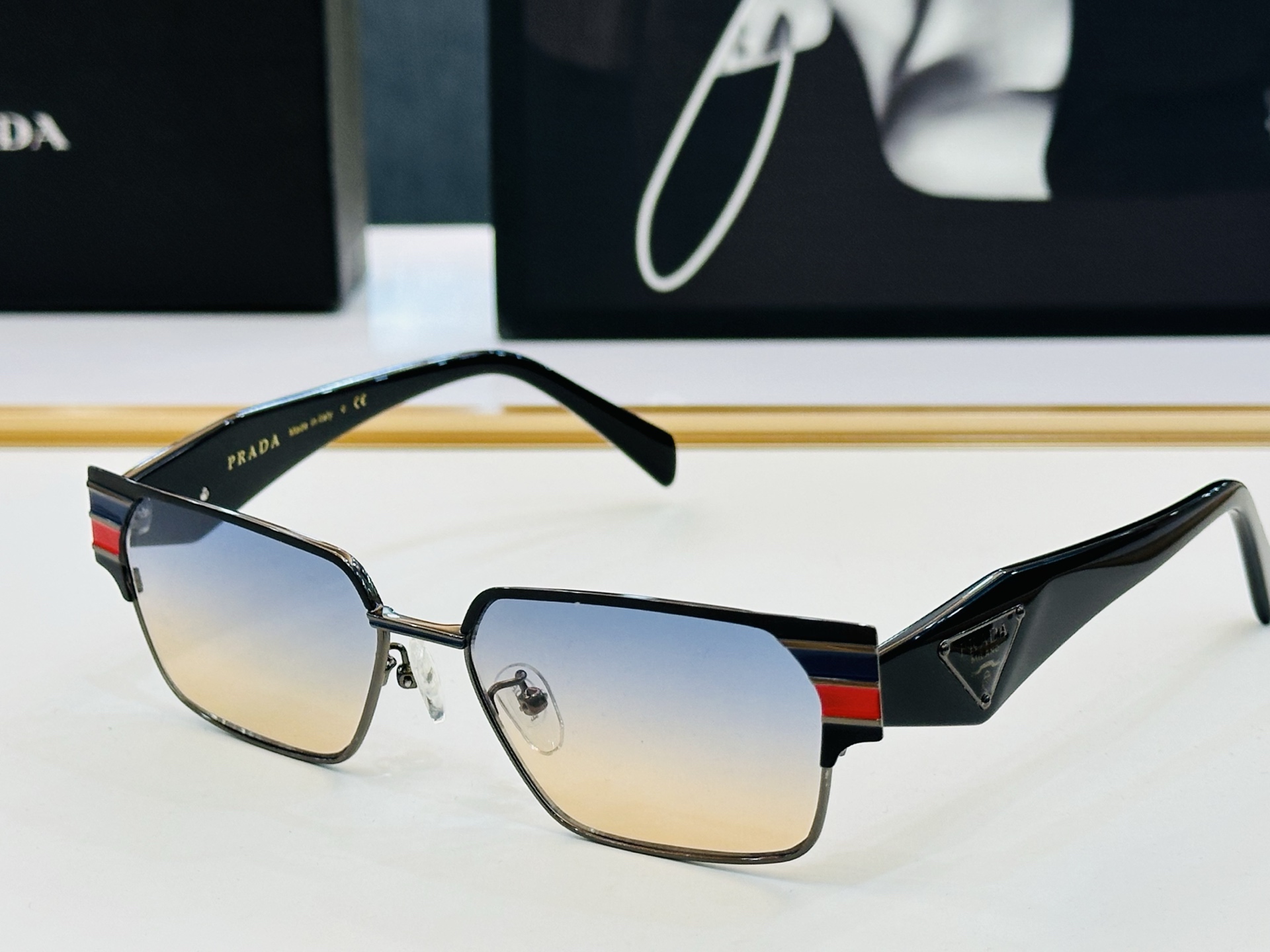 🔺PRAD*🔻普家 PR113 Size：56口16-145 眼镜系列堪称精湛制作 彰显独特个 最新推出