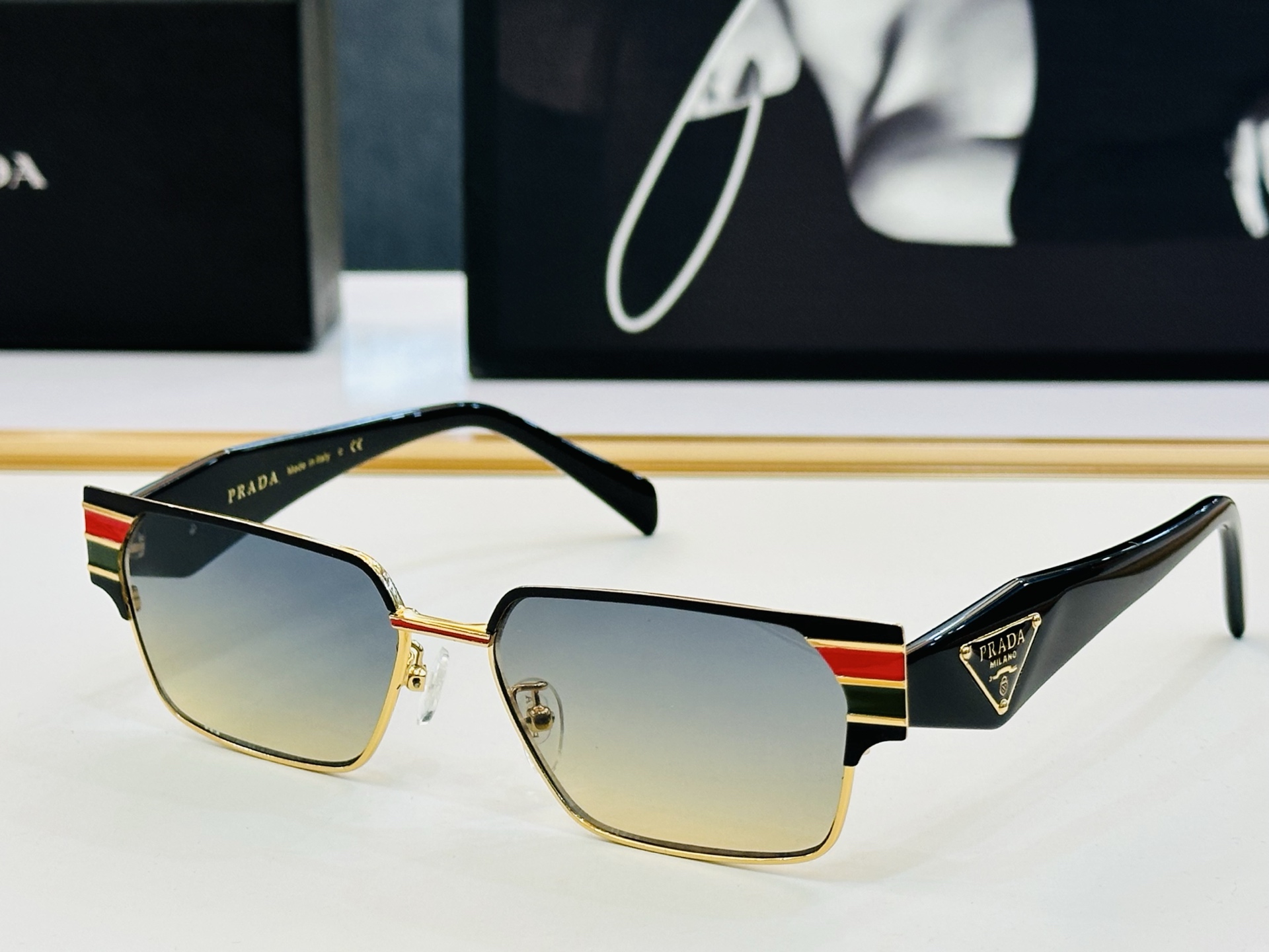 🔺PRAD*🔻普家 PR113 Size：56口16-145 眼镜系列堪称精湛制作 彰显独特个 最新推出