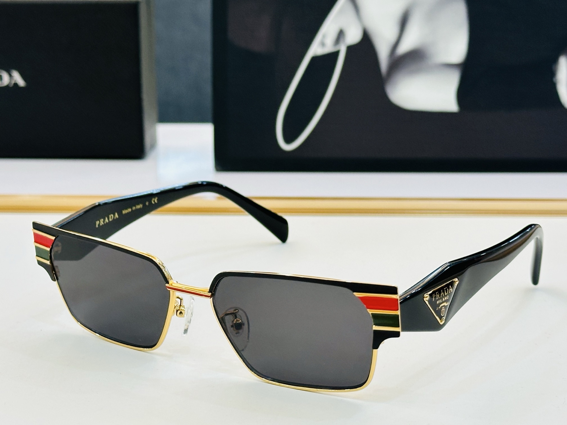 🔺PRAD*🔻普家 PR113 Size：56口16-145 眼镜系列堪称精湛制作 彰显独特个 最新推出