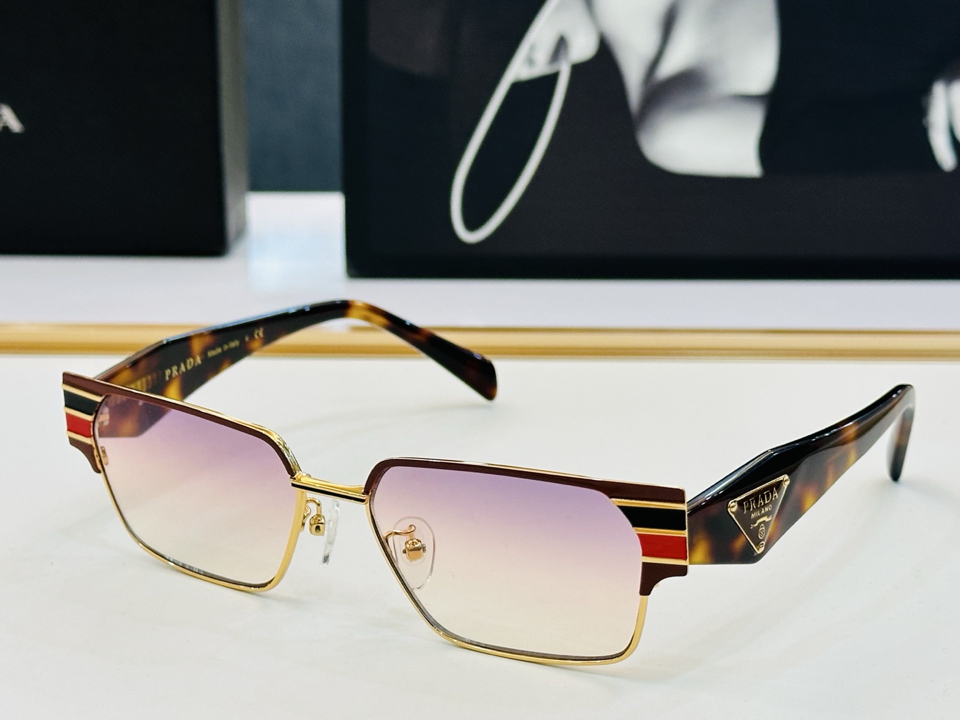 🔺PRAD*🔻普家 PR113 Size：56口16-145 眼镜系列堪称精湛制作 彰显独特个 最新推出