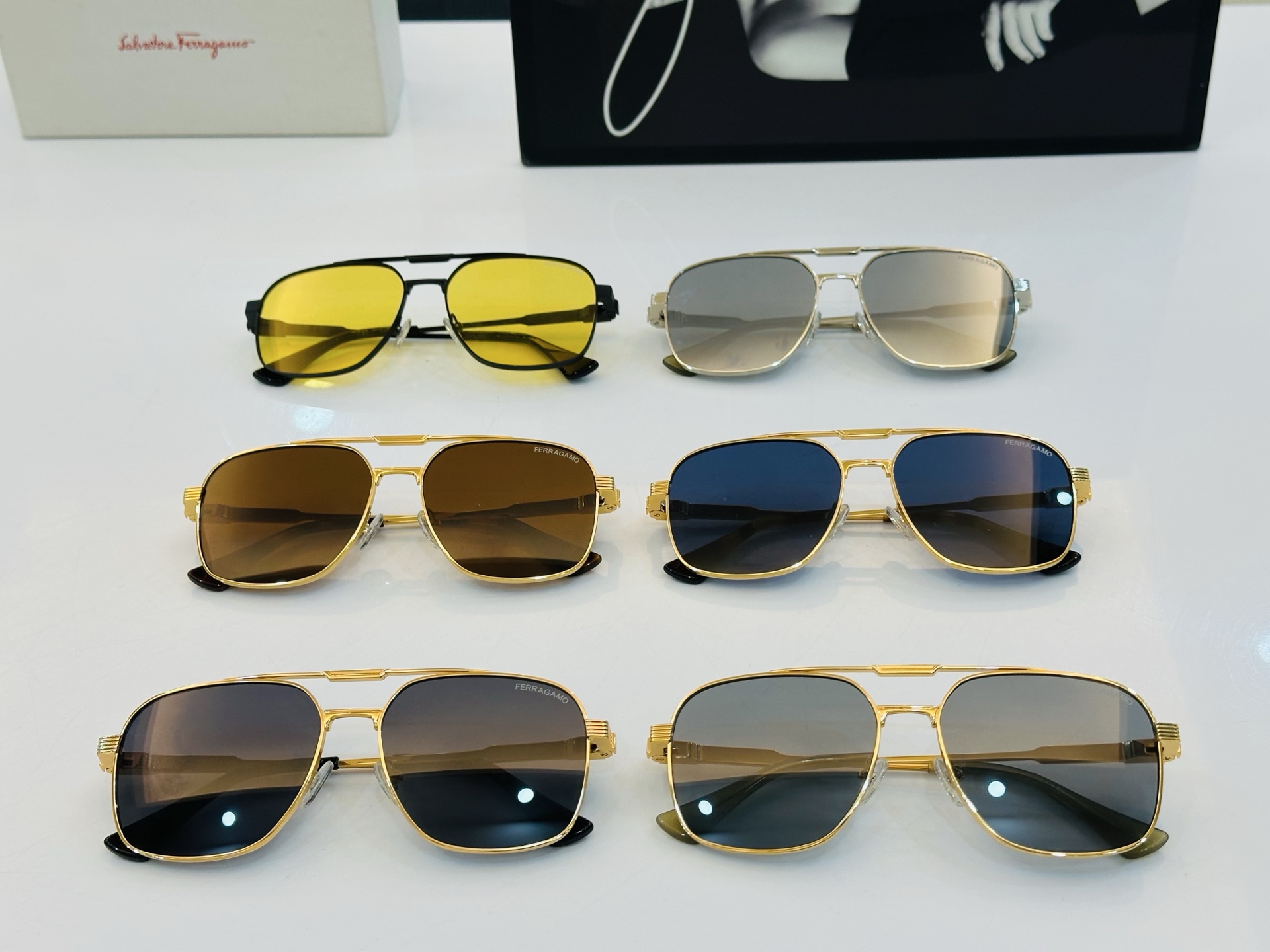 菲拉家 全新设计 SF581LS  Size：57口15-142  悠闲  每付都精心制作 D👍👍 非常