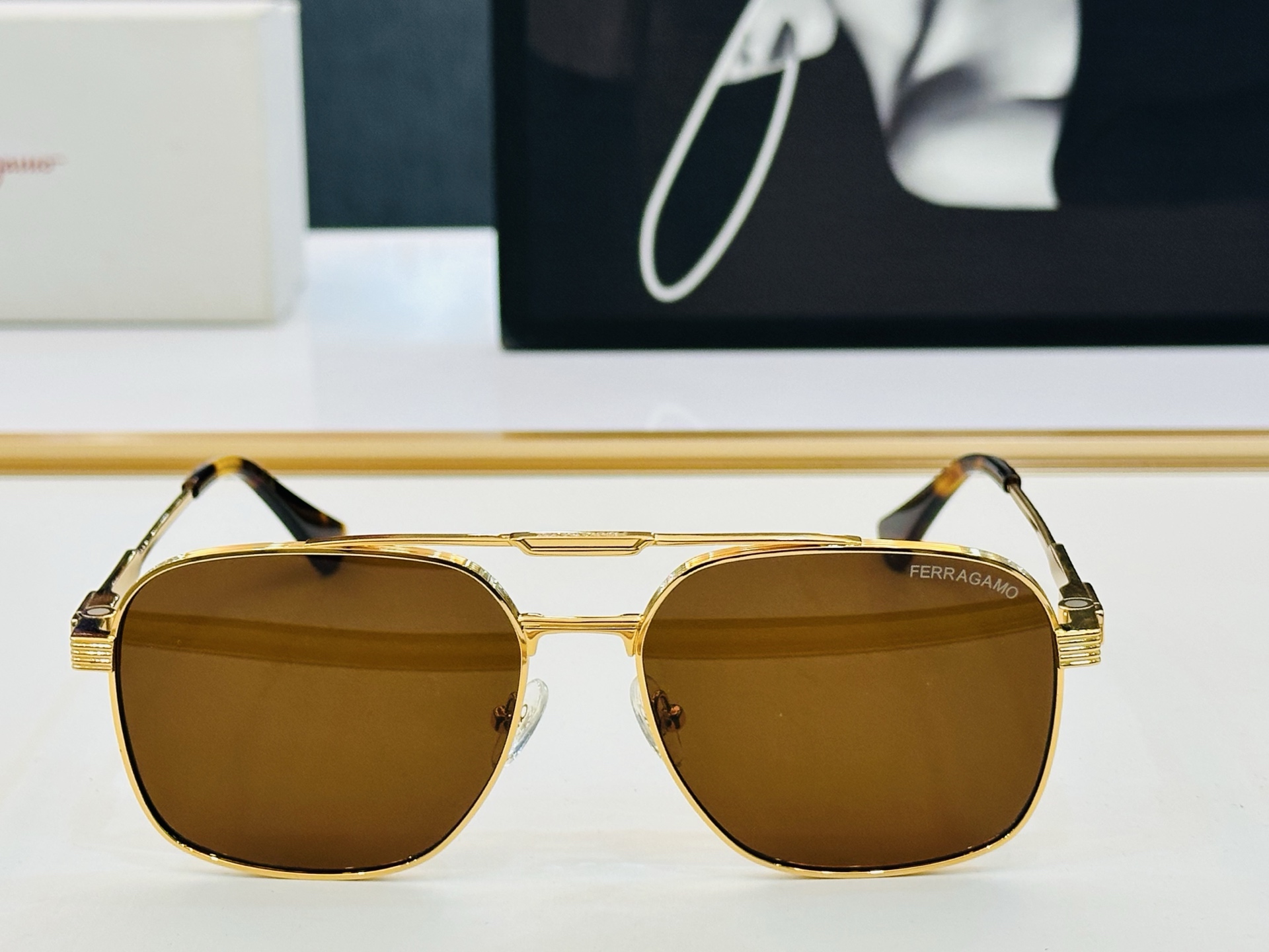 菲拉家 全新设计 SF581LS  Size：57口15-142  悠闲  每付都精心制作 D👍👍 非常