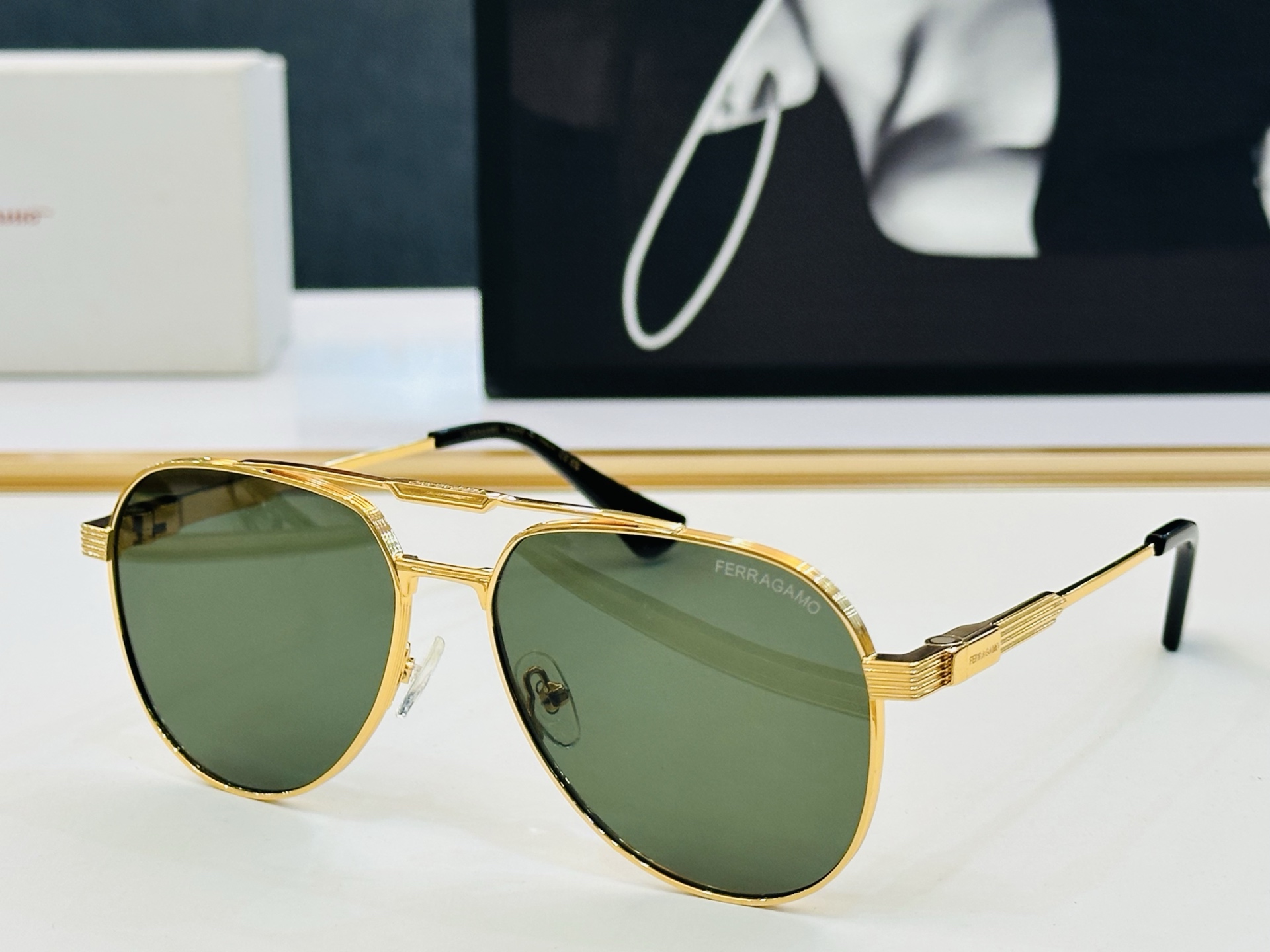 菲拉家 全新设计 SF582LS  Size：57口15-142  悠闲  每付都精心制作 D👍👍 非常