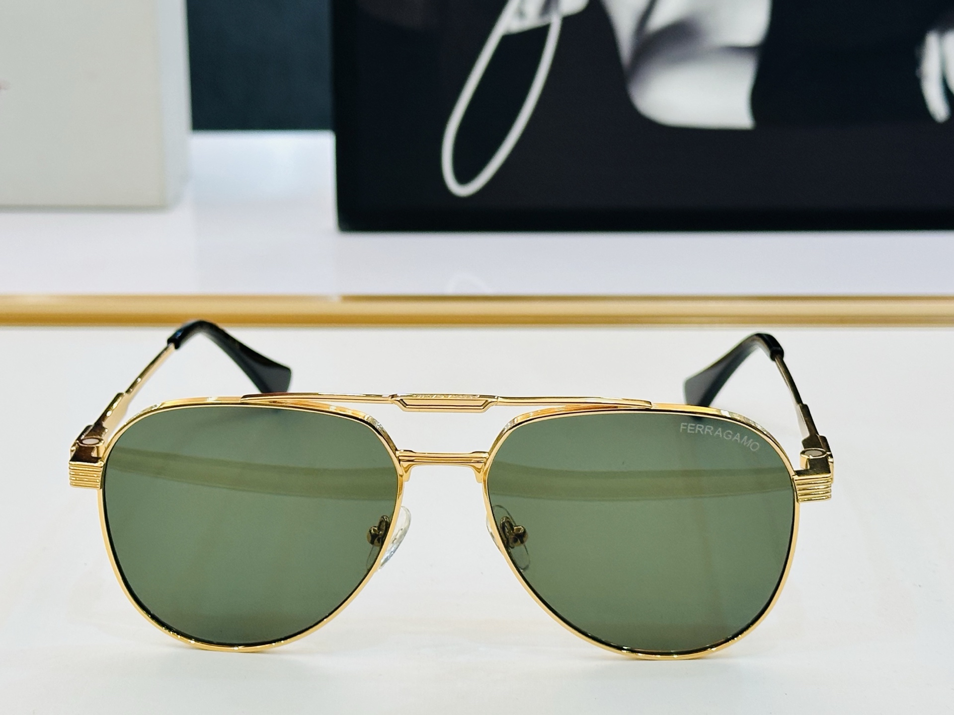 菲拉家 全新设计 SF582LS  Size：57口15-142  悠闲  每付都精心制作 D👍👍 非常