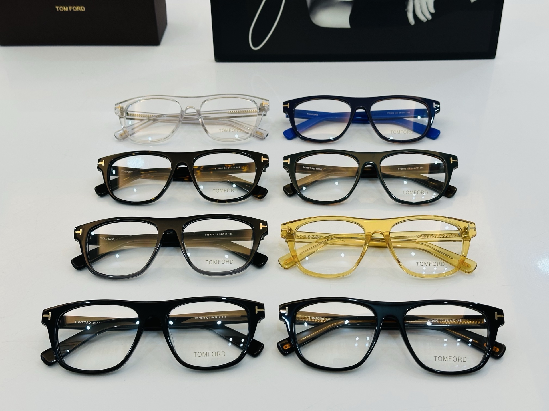 🔺TOM FOR*🔻 汤姆家 官网新款 FT5902    Size：54口17-145 经典时尚 🔝🔝