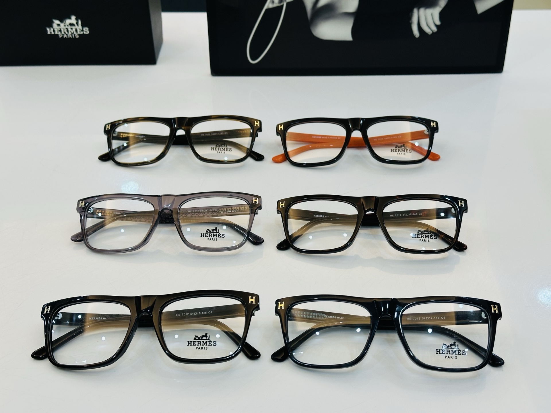 玫瑰爱马仕 HE7012 Size：54口17-145 👏🎉超级经典 🎈色色 H倍戴豪无压力！爱心 配光