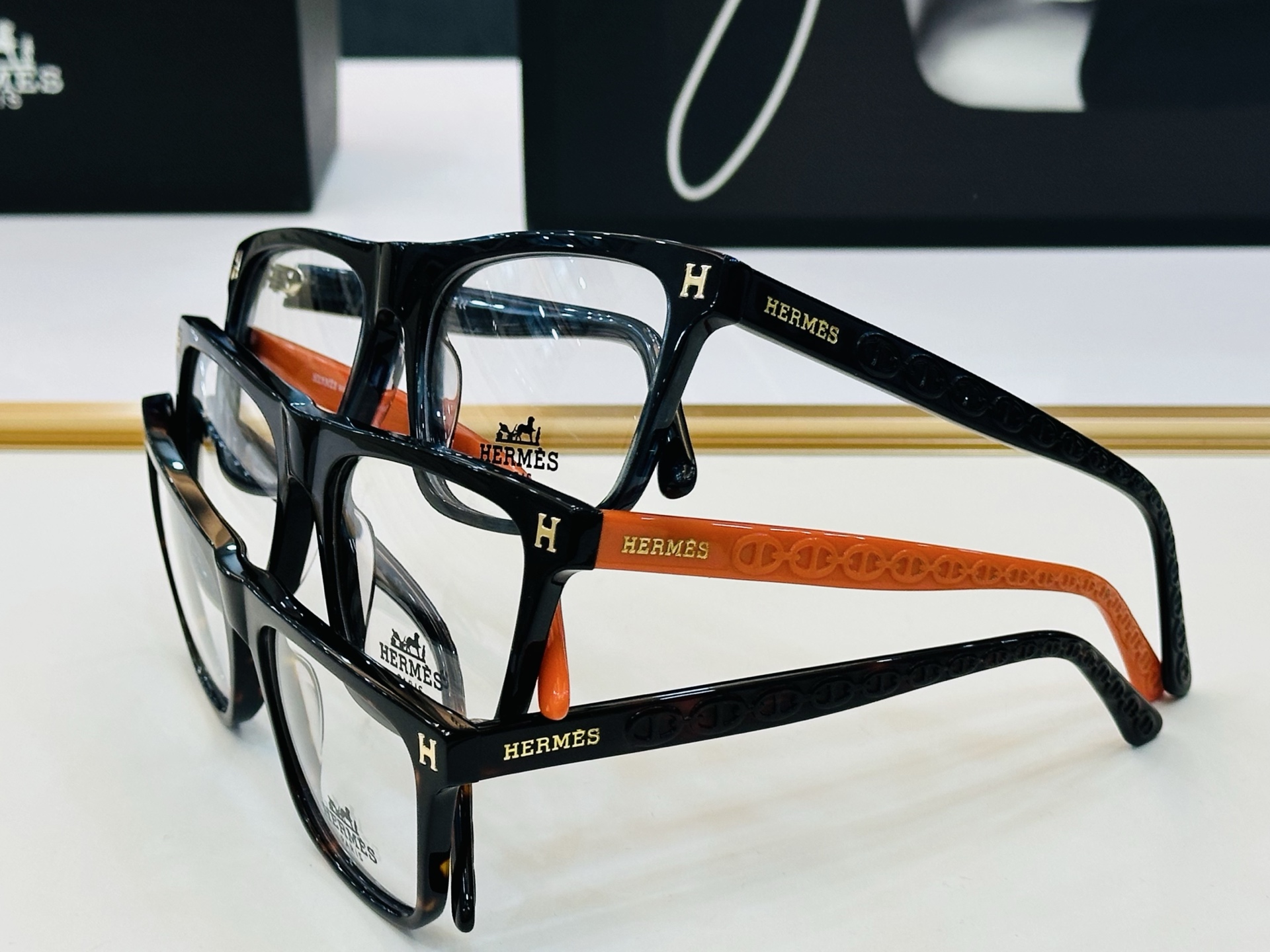 玫瑰爱马仕 HE7012 Size：54口17-145 👏🎉超级经典 🎈色色 H倍戴豪无压力！爱心 配光