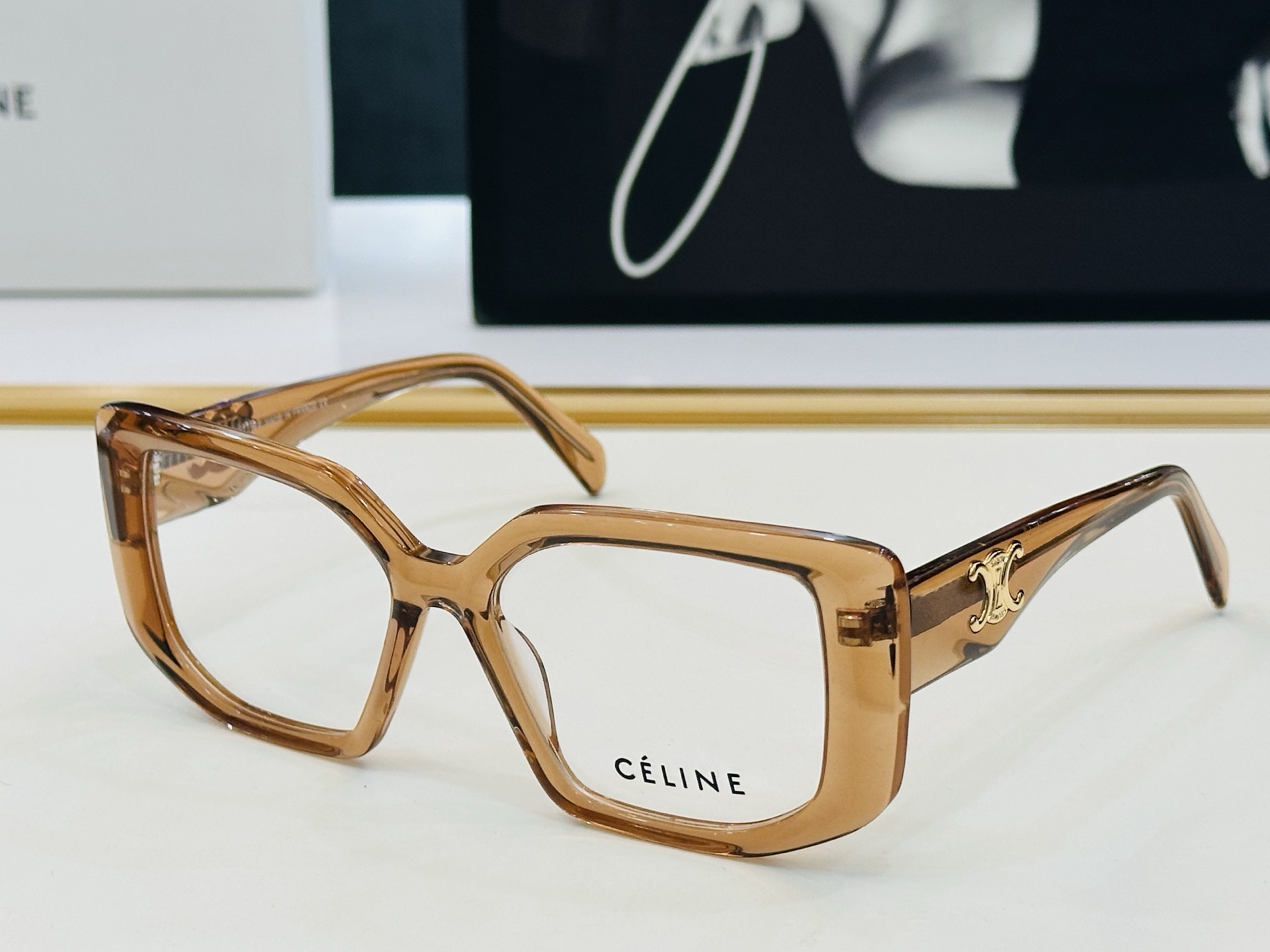 【CELINE】赛琳 CL42378  Size：54口17-140 一直热销的款式 质感强  H工艺超