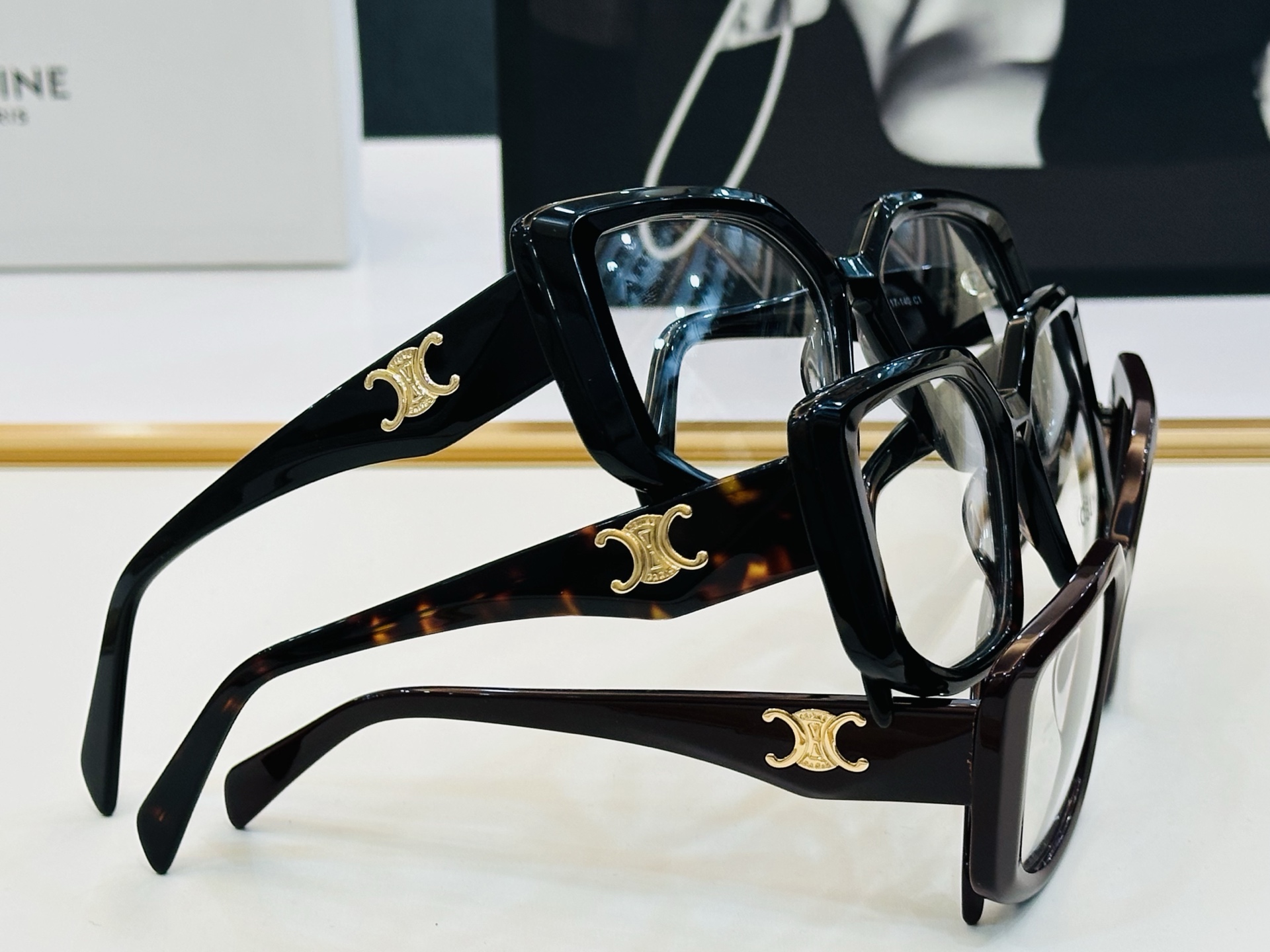 【CELINE】赛琳 CL42378  Size：54口17-140 一直热销的款式 质感强  H工艺超