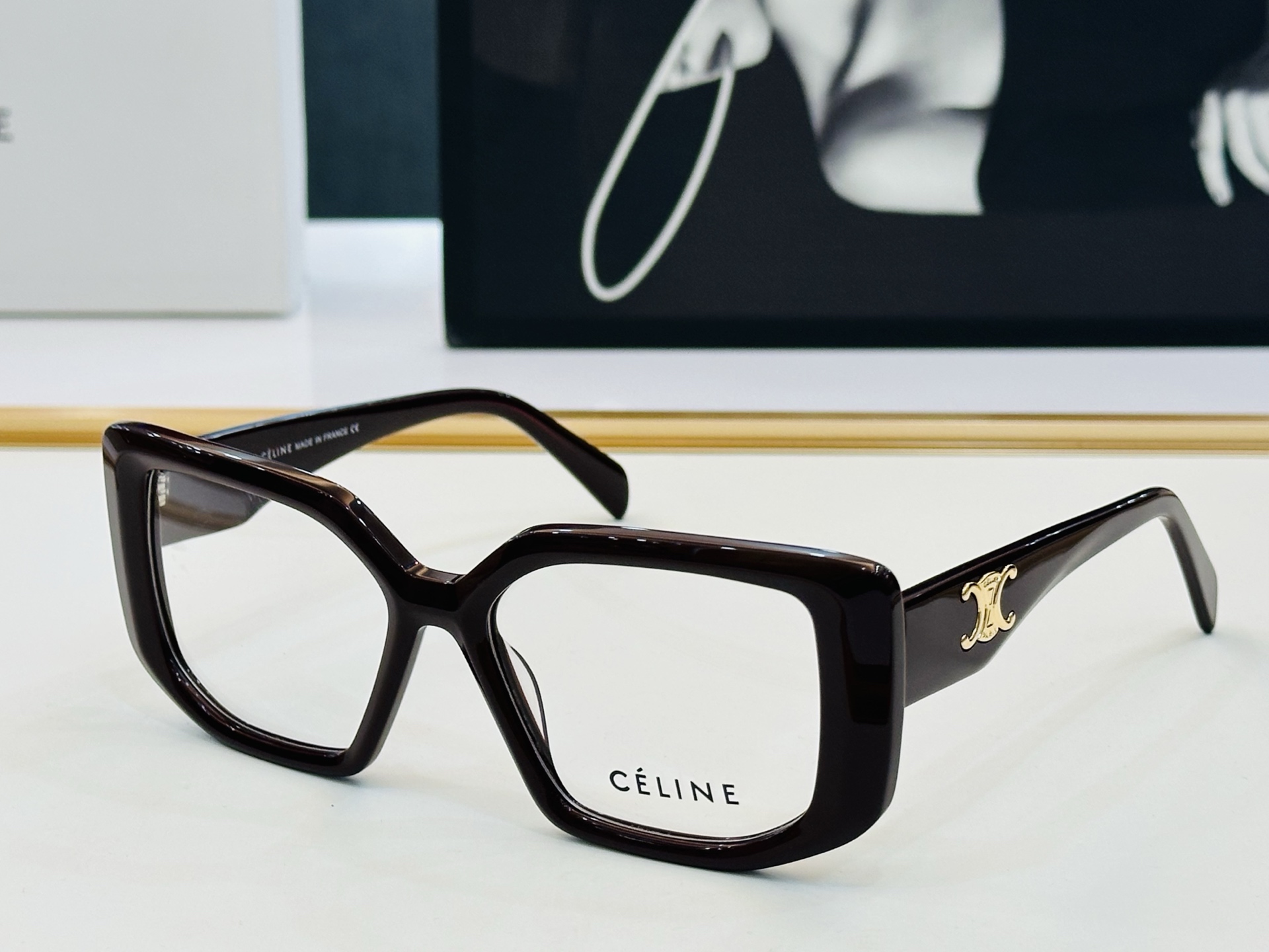 【CELINE】赛琳 CL42378  Size：54口17-140 一直热销的款式 质感强  H工艺超