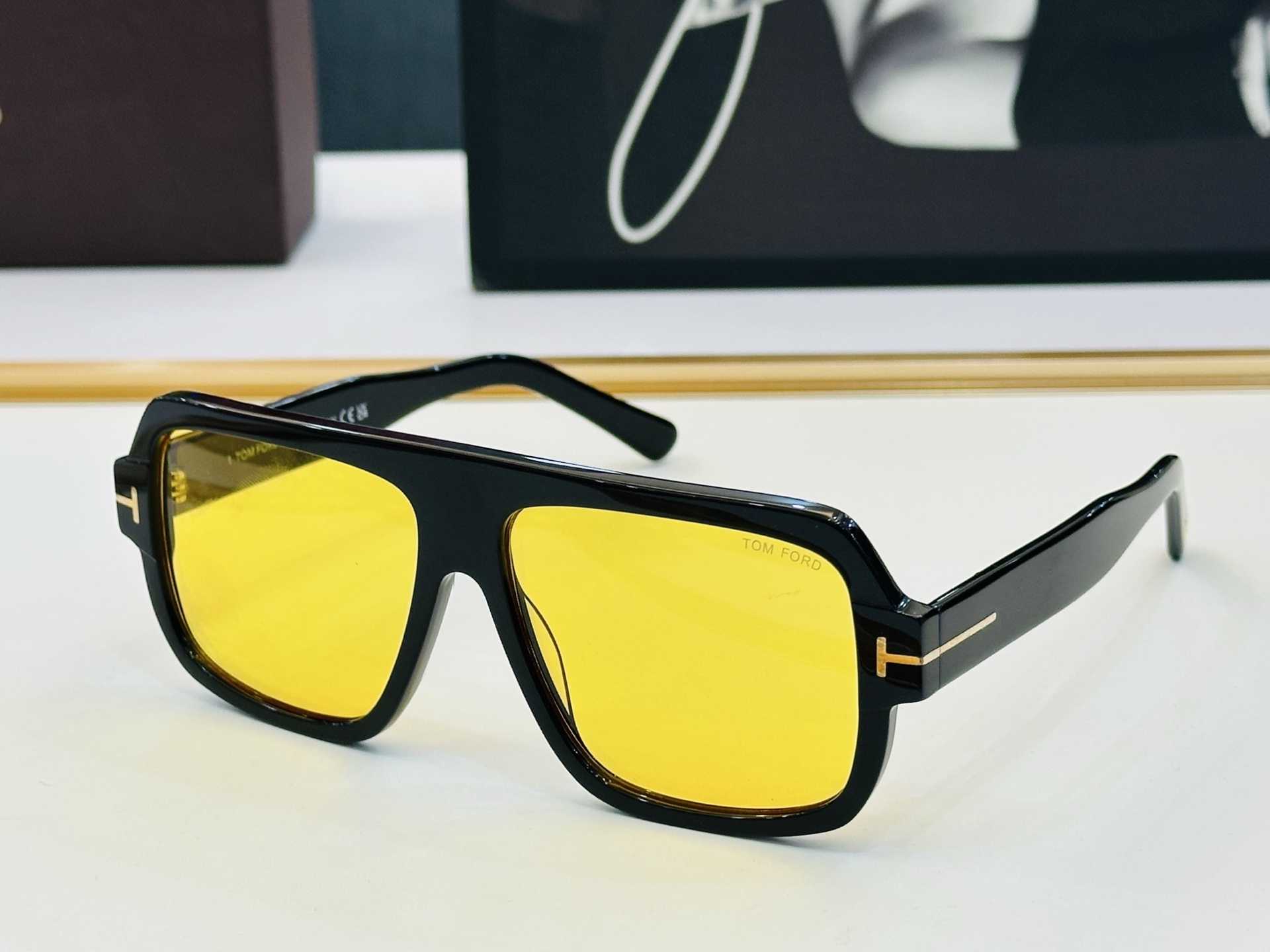 🆕款 TOM FORD🏇汤姆家 MODELFT0933 size：58口14-140 🈷️😍时尚潮流 L