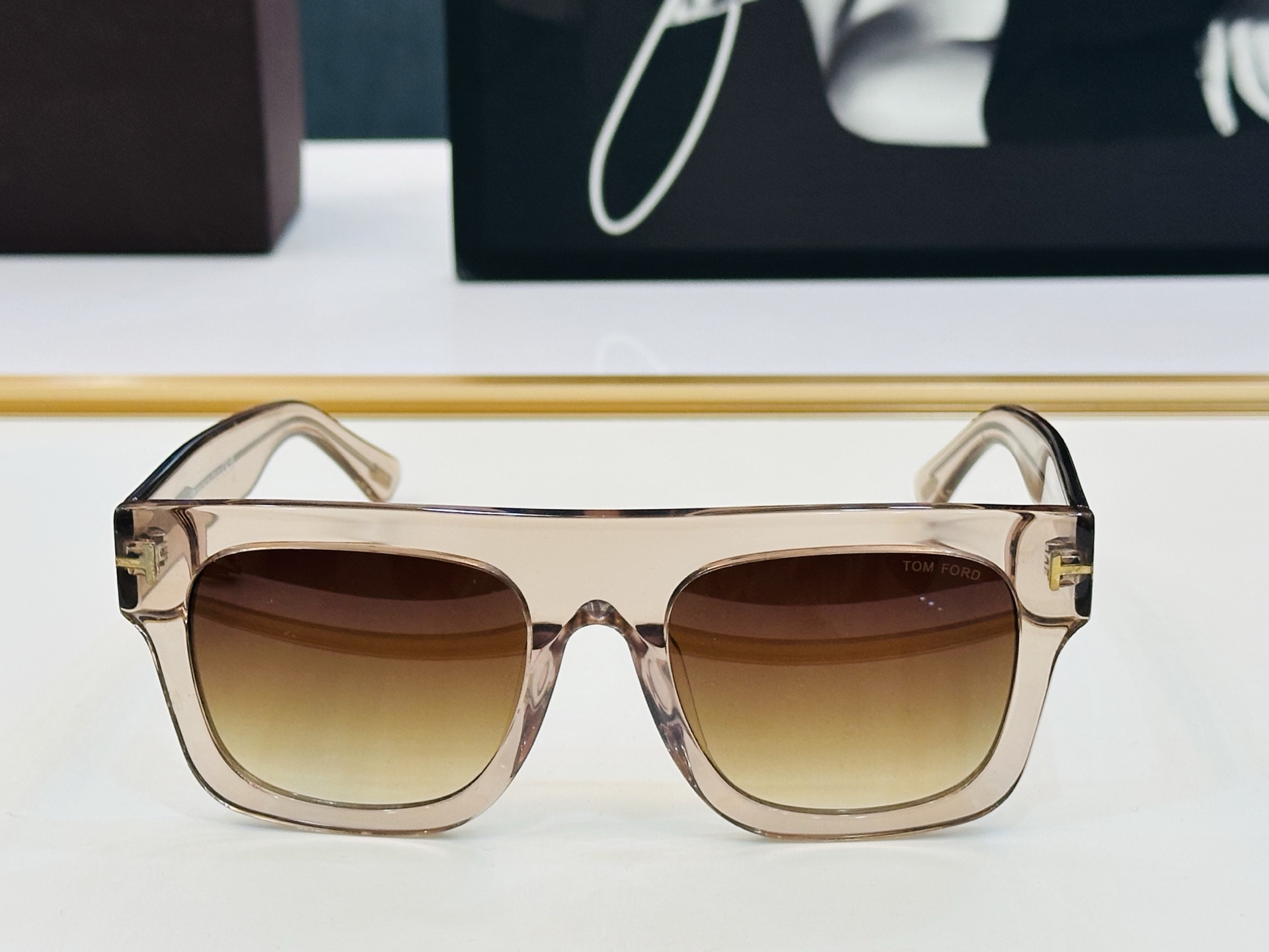 🎉TOM FOR*🎉汤姆家  Model FT0711 Size：53口20-145 时尚框 👓 L时尚