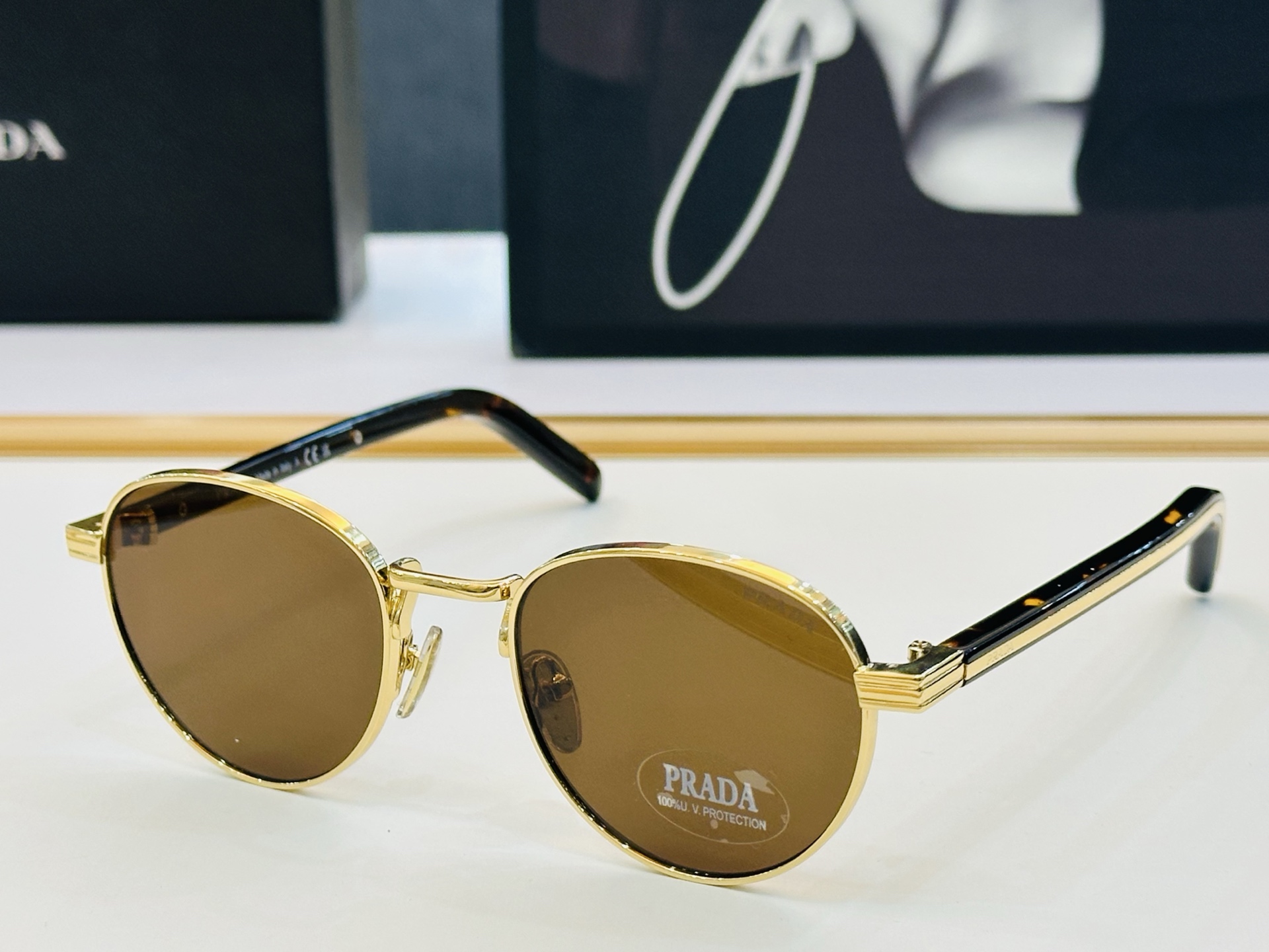 🔺PRAD*🔻普家 PRB52S Size：50口21-140     眼镜系列堪称精湛制作 彰显独特个