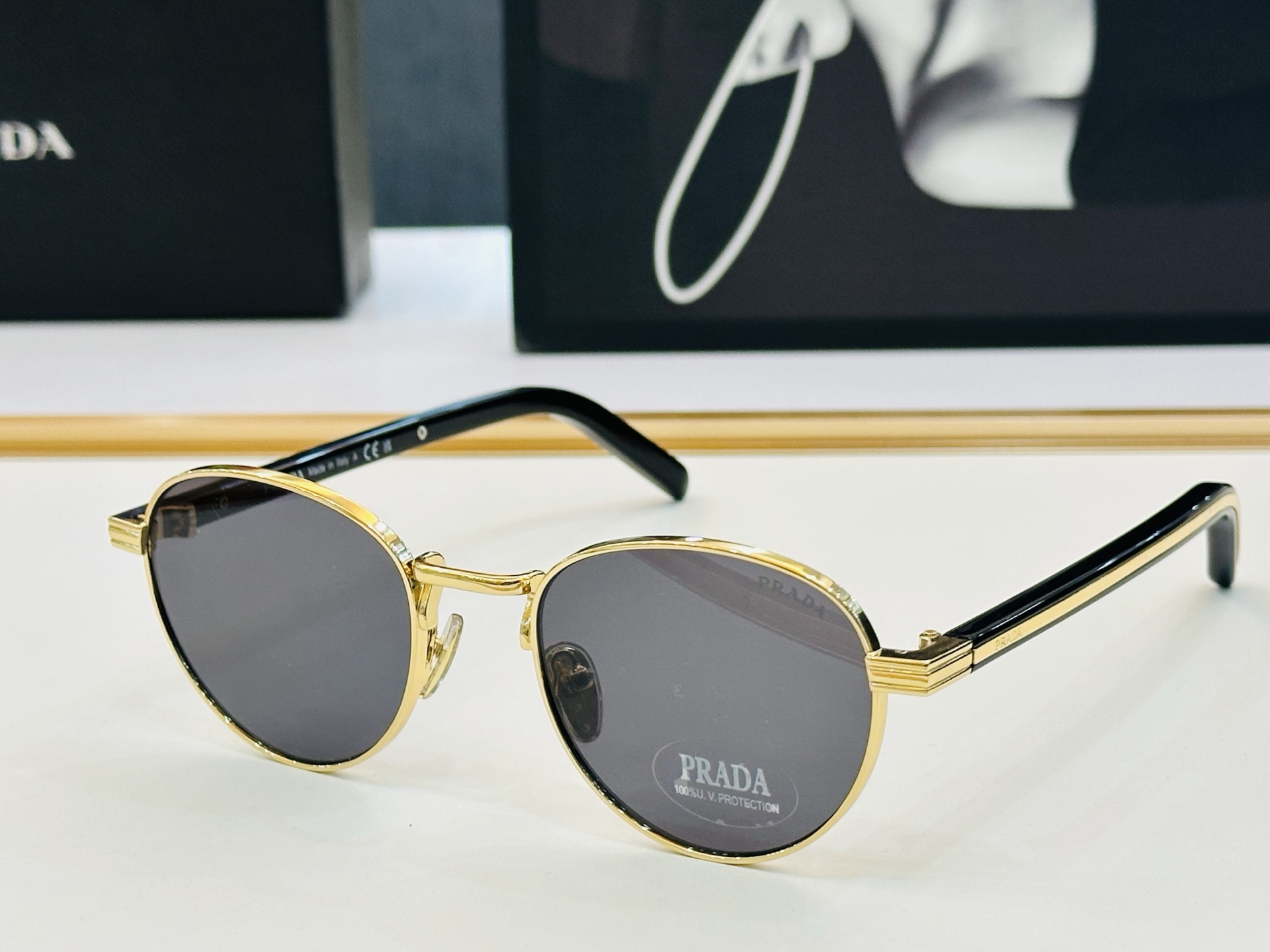 NO:368873,PRAD*Pujia PRB52S Size50 21-140 Glasses series are exquisitely produced and show unique personality Zm sunglasses Glasses Sunglasses Sunglasses, glasses, prada, prada19860909PRAD*普家 PRB52S Size50口21-140 眼镜系列堪称精湛制作 彰显独特个性 Zm太阳镜 眼镜墨镜太阳镜,眼镜,prada,prada,glasses