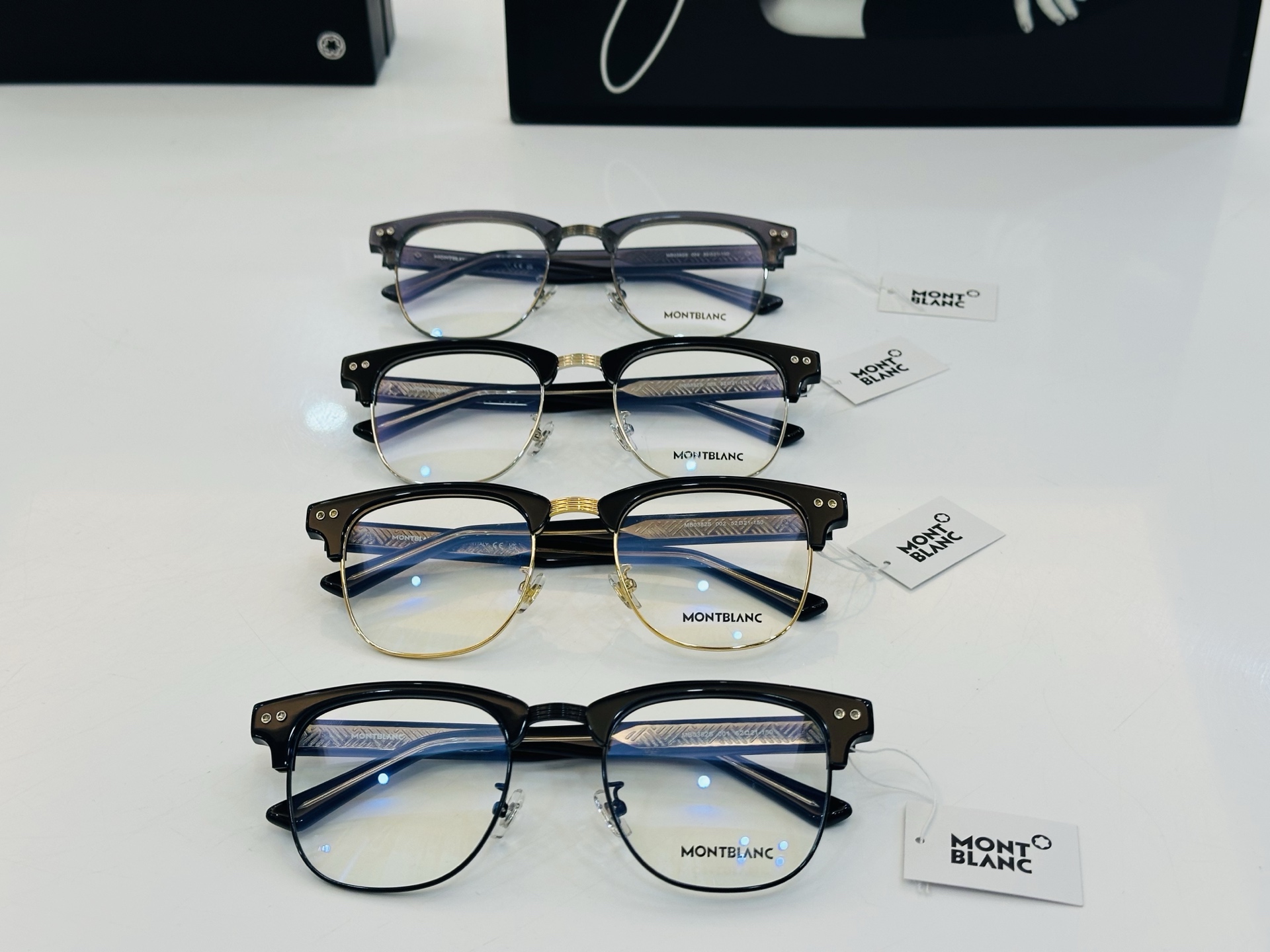 官网新品 MONTBLANC 万宝龙 MB0382S Size：52口21-150   做工精良 👍👍W