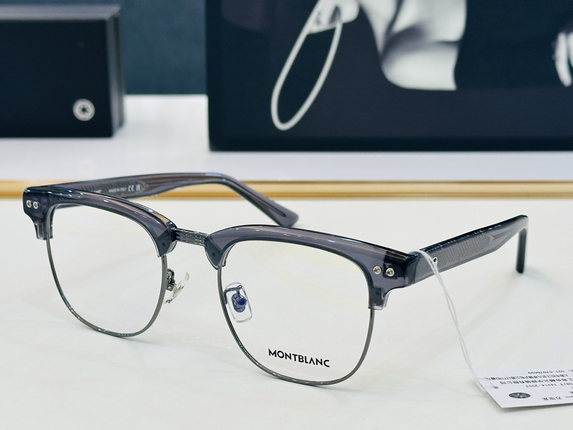 官网新品 MONTBLANC 万宝龙 MB0382S Size：52口21-150   做工精良 👍👍W