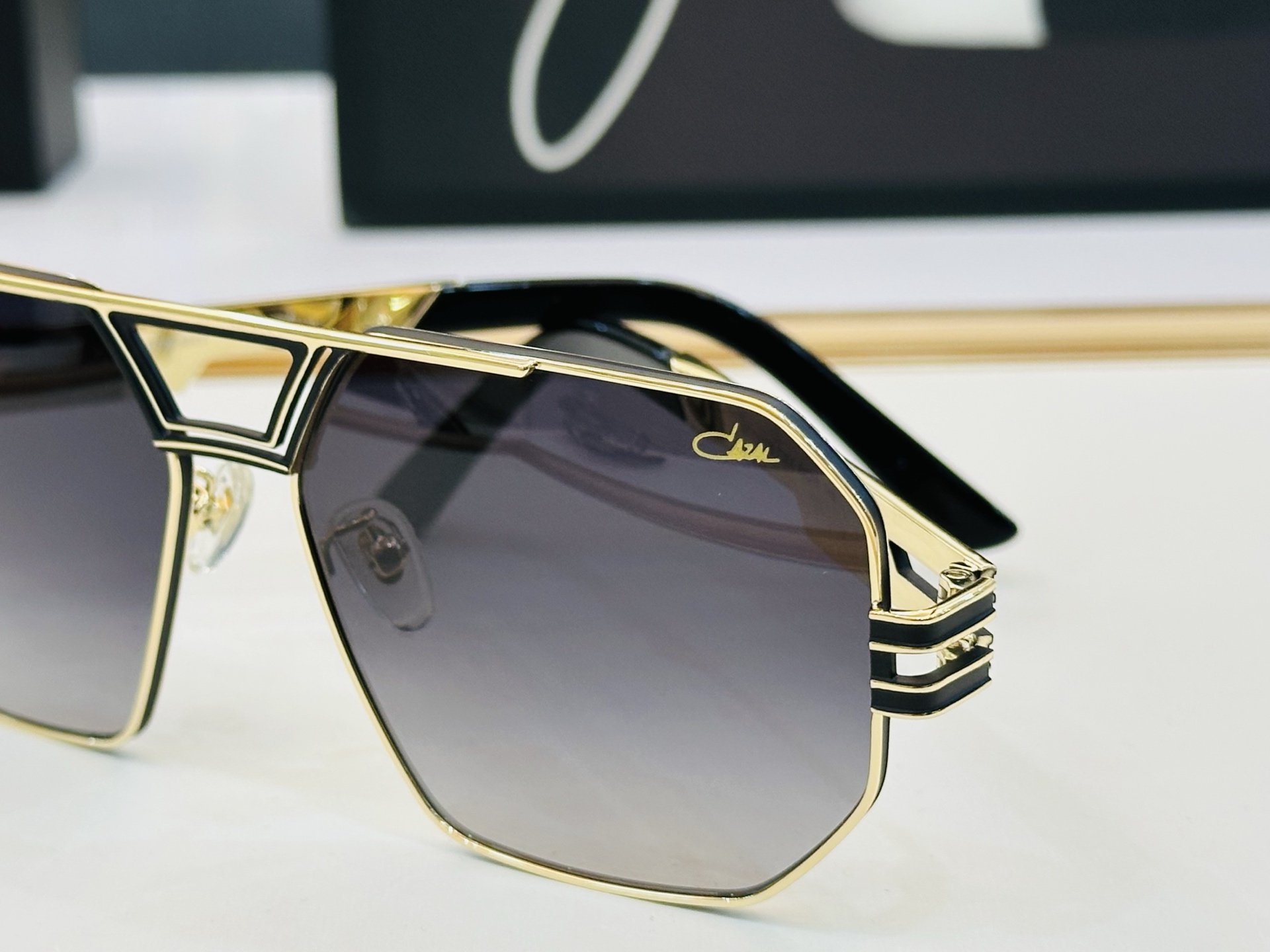 🆕 官网款 卡加尔 new CAZAL ModelMOD9105  Size 61口15-145  😎😎