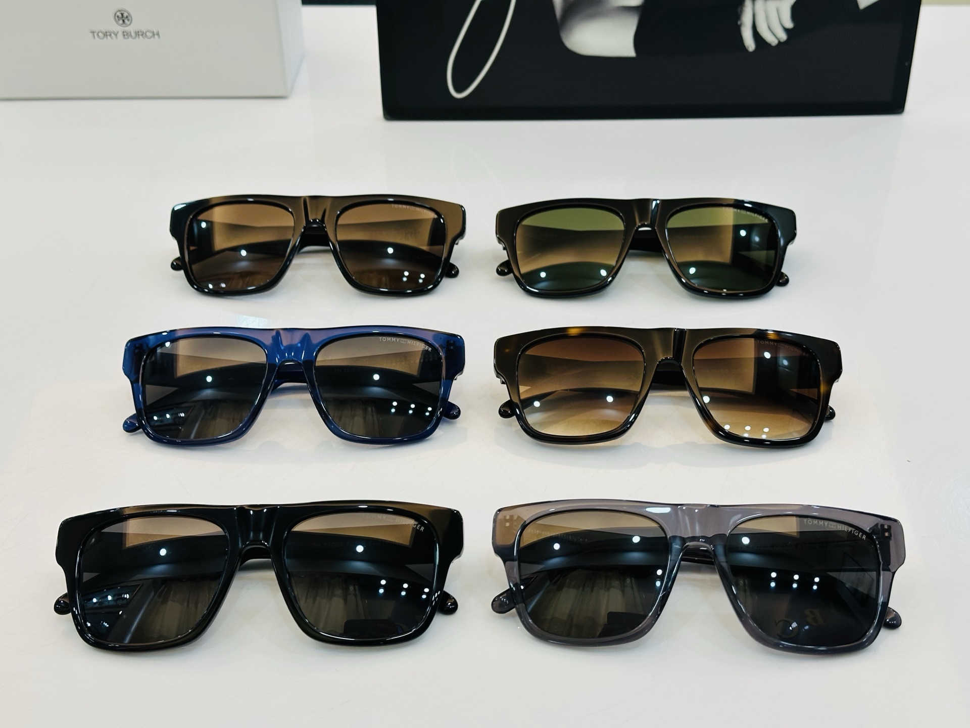 官网同步发售TOMMY HILFIGER 板材框 TH1976/S SIZE：52口19-145 L简单