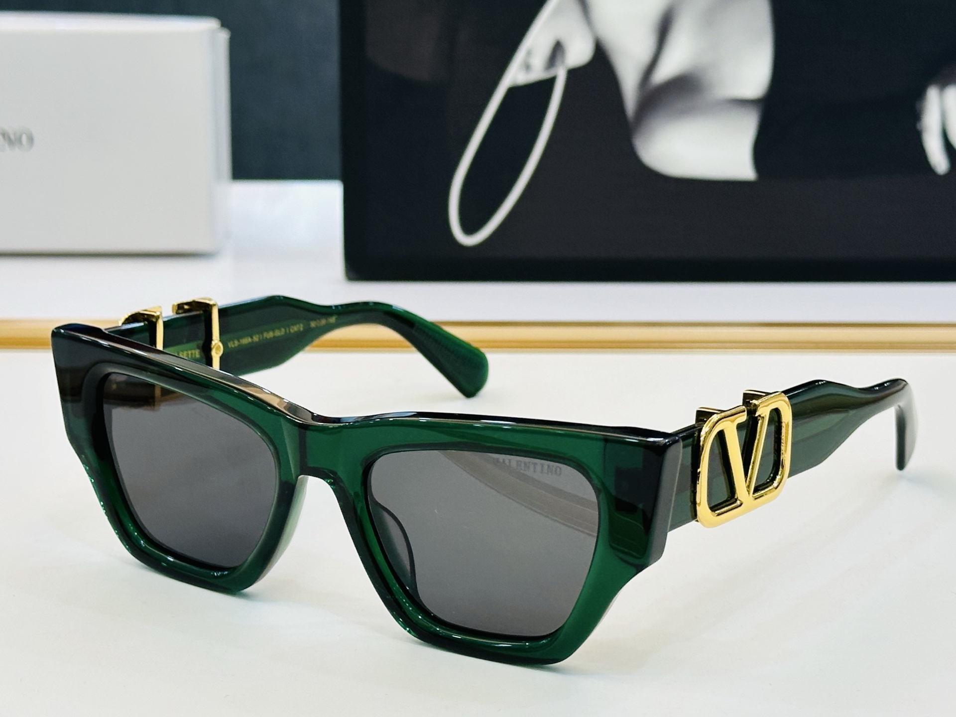 新款VALENYIN* 华伦天奴 VLS-166A Size：52口20-145 🔝🔝采用时下最流行片色