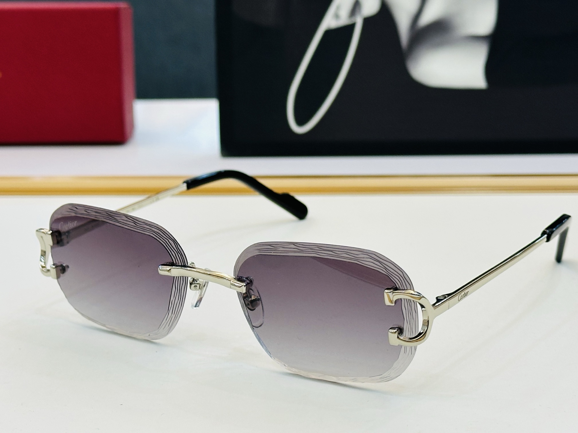 🆕 原版Cartie* 卡家 太阳镜 CT06116J Size：57口17-140 电镀工艺精湛大牌品