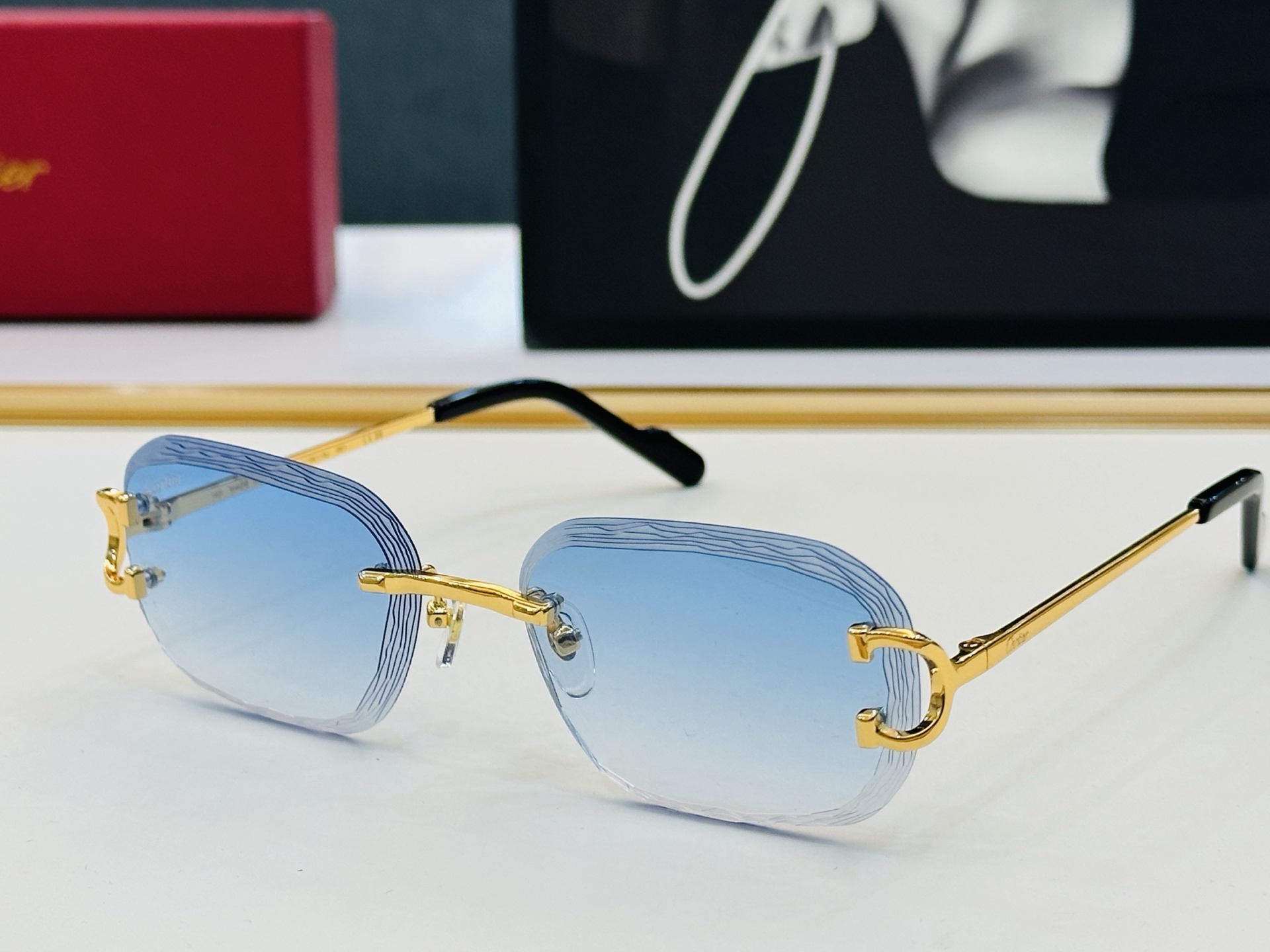 🆕 原版Cartie* 卡家 太阳镜 CT06116J Size：57口17-140 电镀工艺精湛大牌品