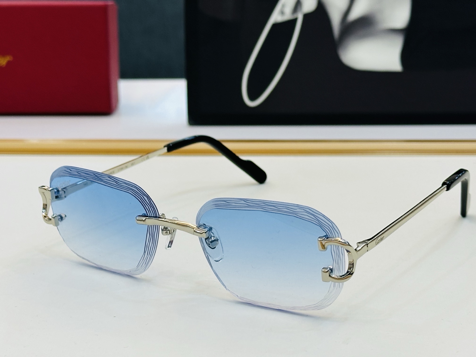 🆕 原版Cartie* 卡家 太阳镜 CT06116J Size：57口17-140 电镀工艺精湛大牌品