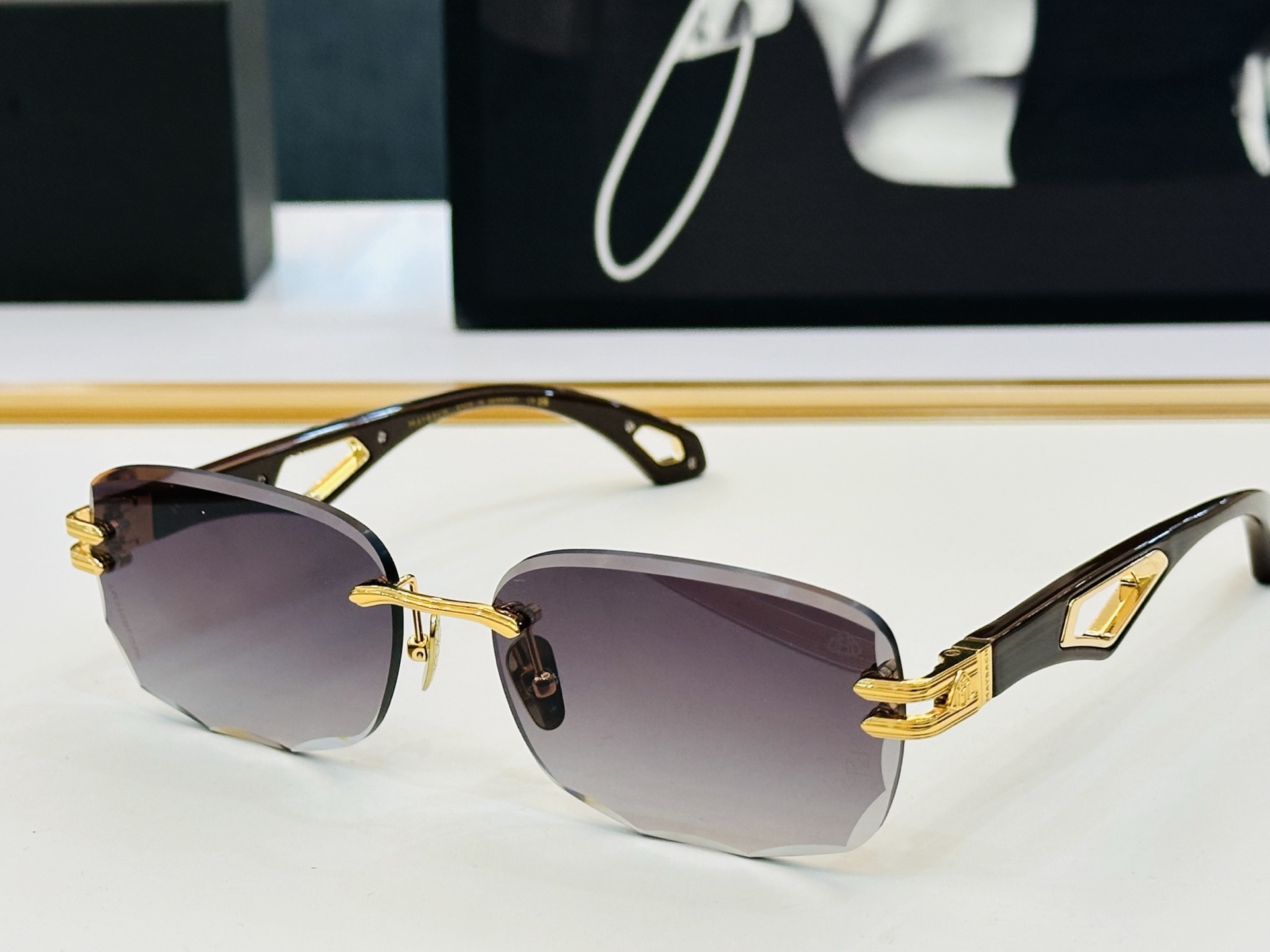 高品质 迈巴赫 🎉🎉做工精美💕💕MAYBAC*H Z153  Size：61口17-145  质感十足 