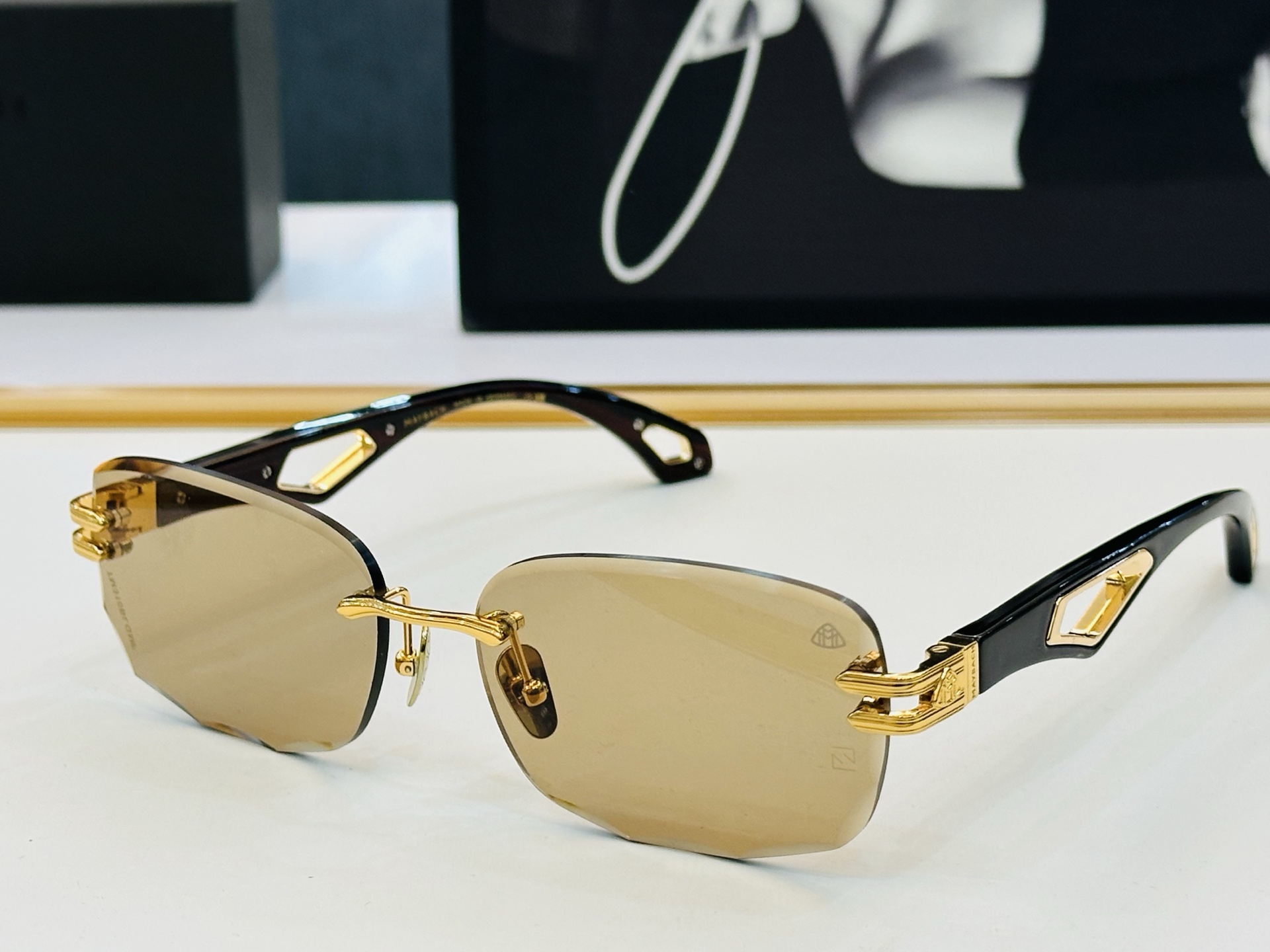 高品质 迈巴赫 🎉🎉做工精美💕💕MAYBAC*H Z153  Size：61口17-145  质感十足 