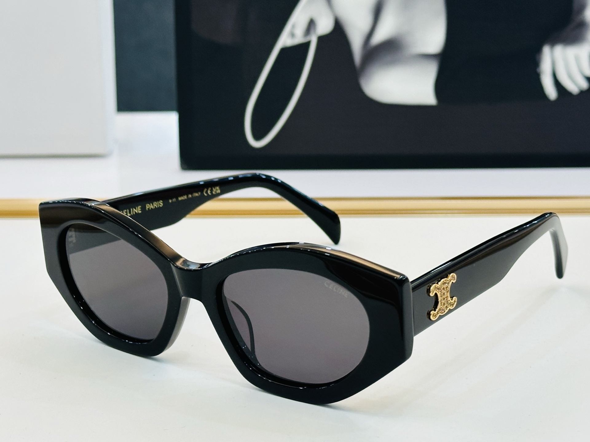NO:368894,【CELINE】Celin CL40238U Size54 19-145 The style that has always been sold, European and American style, good gloss, strong texture, excellent craftsmanship, glasses, sunglasses, sunglasses, glasses, celine, celine19860909【CELINE】赛琳 CL40238U Size54口19-145 一直热销的款式,欧美风 光泽度好 XL质感强 工艺超赞 眼镜墨镜太阳镜,眼镜,celine,celine,glasses